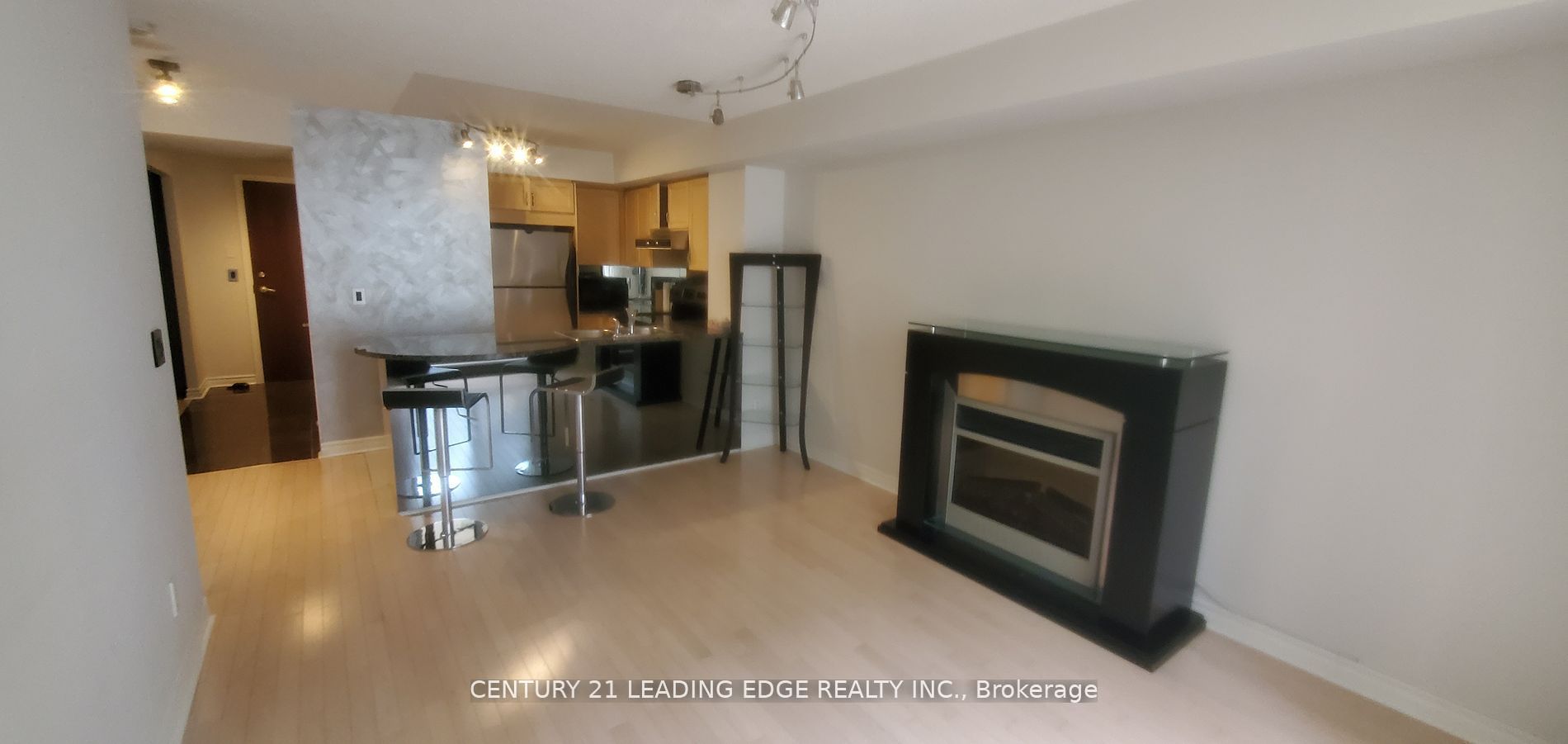 18 Kenaston Gardens 212 Property Photo 8