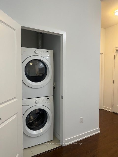 320 Tweedsmuir Avenue 303 Property Photo 8