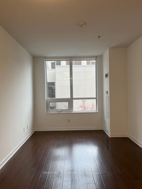 320 Tweedsmuir Avenue 303 Property Photo 12