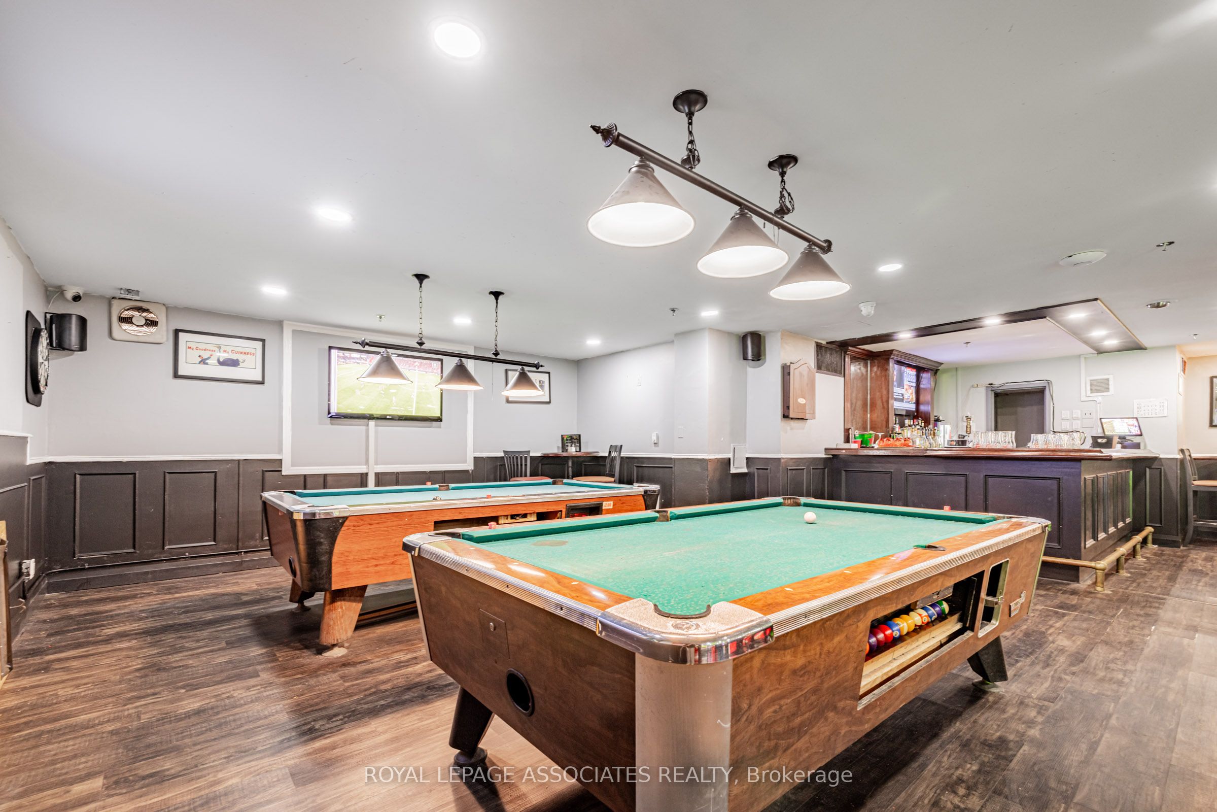 49 St Clair Avenue W Property Photo 30