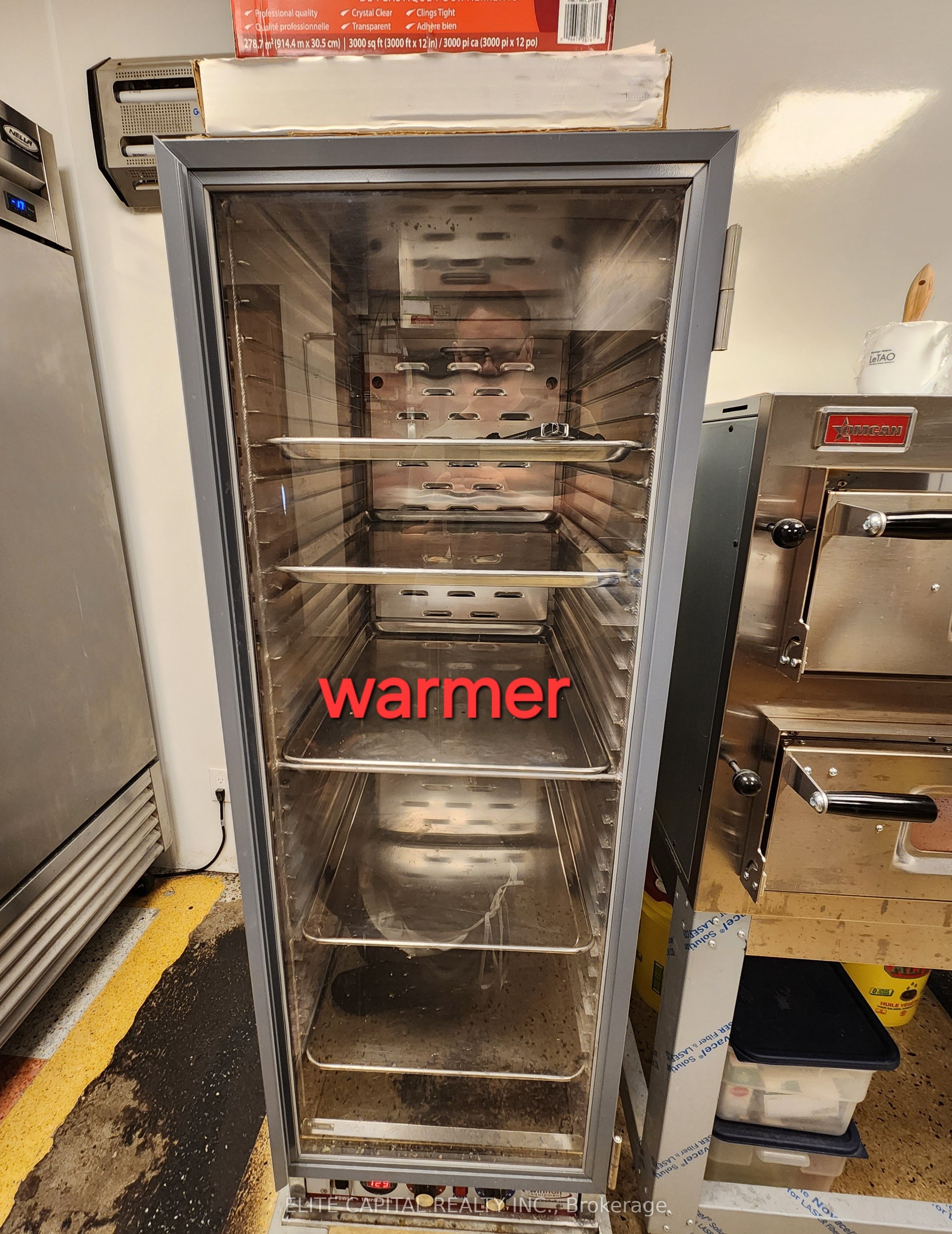 356 College Street Property Photo 17