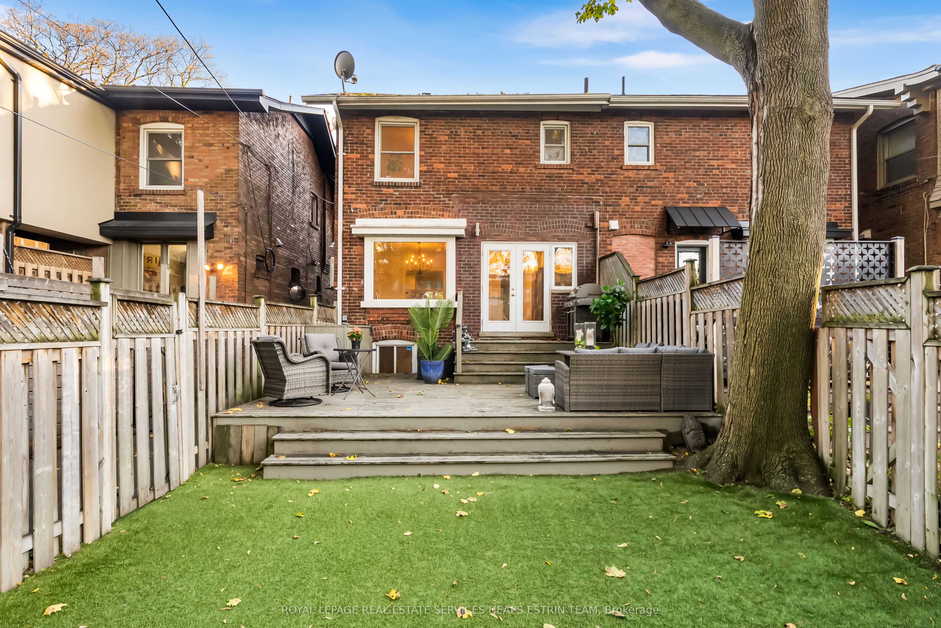 48 Manor Road W Property Photo 30