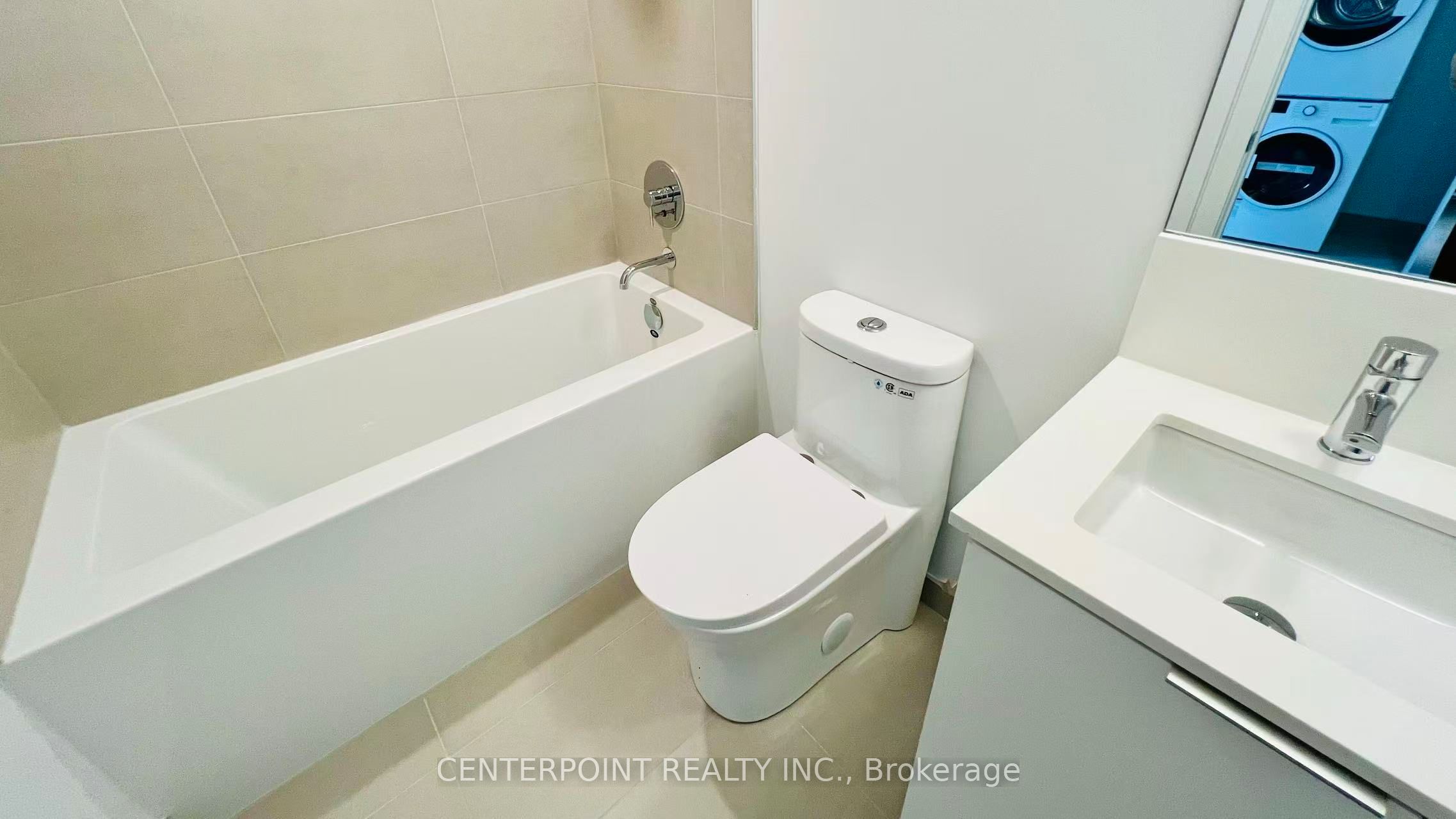 8 Wellesley Street W 2916 Property Photo 13