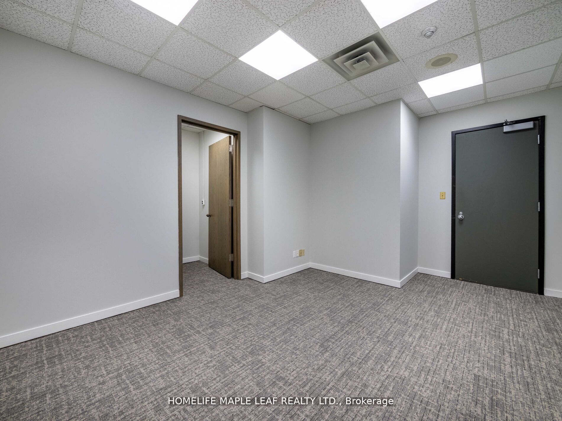 1033 Bay Street 219 Property Photo 8