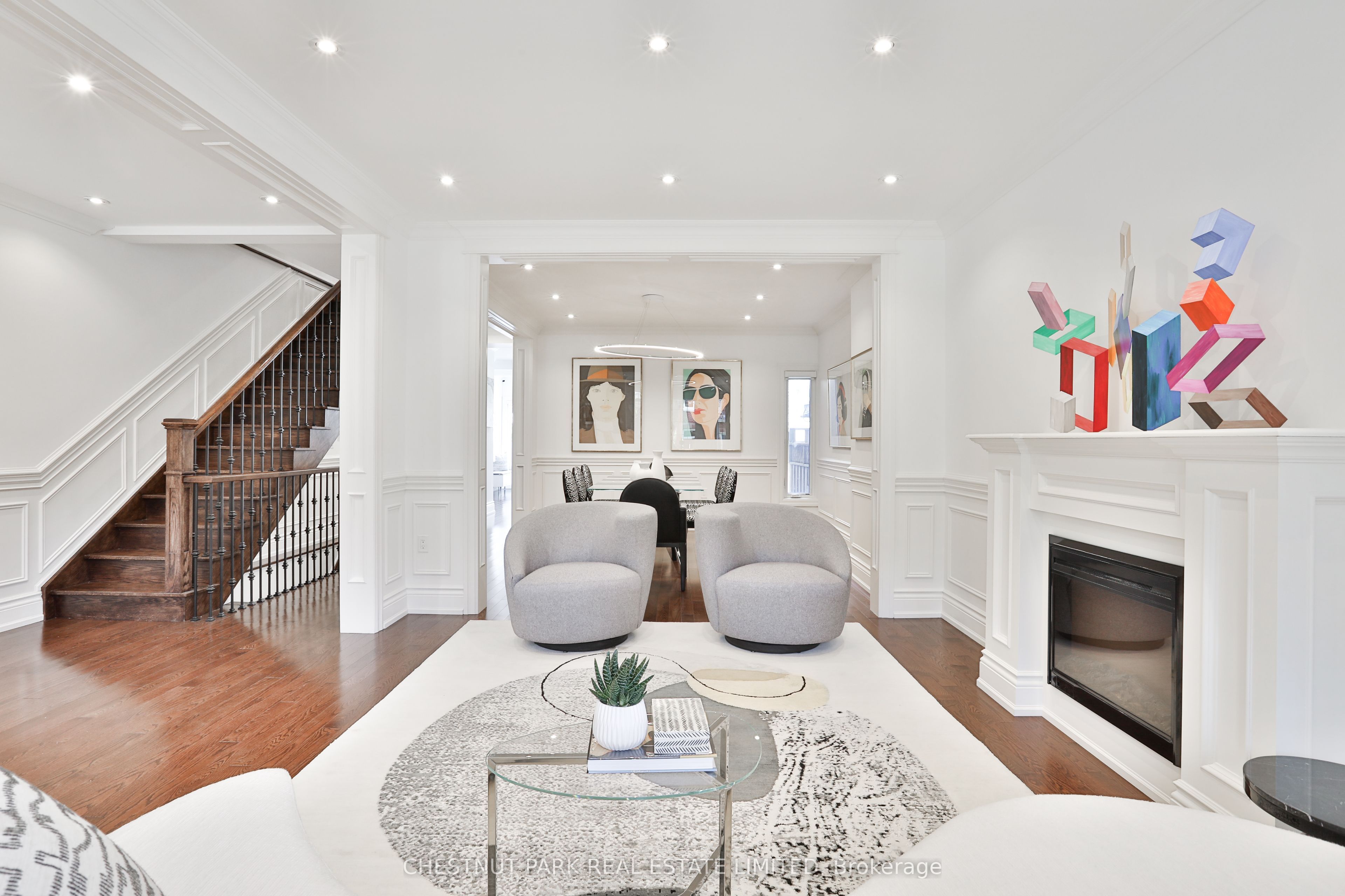 215 Major Street Property Photo 1