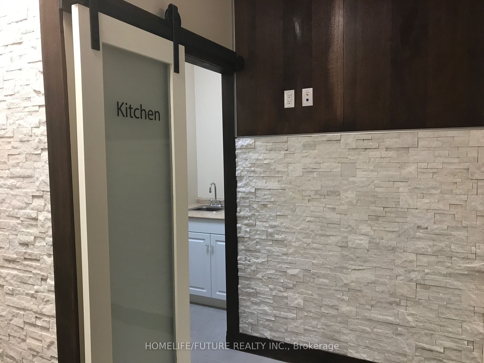 5409 Yonge Street 209 Property Photo 6