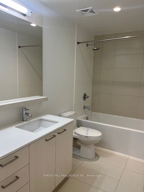 310 Tweedsmuir Avenue 203 Property Photo 13