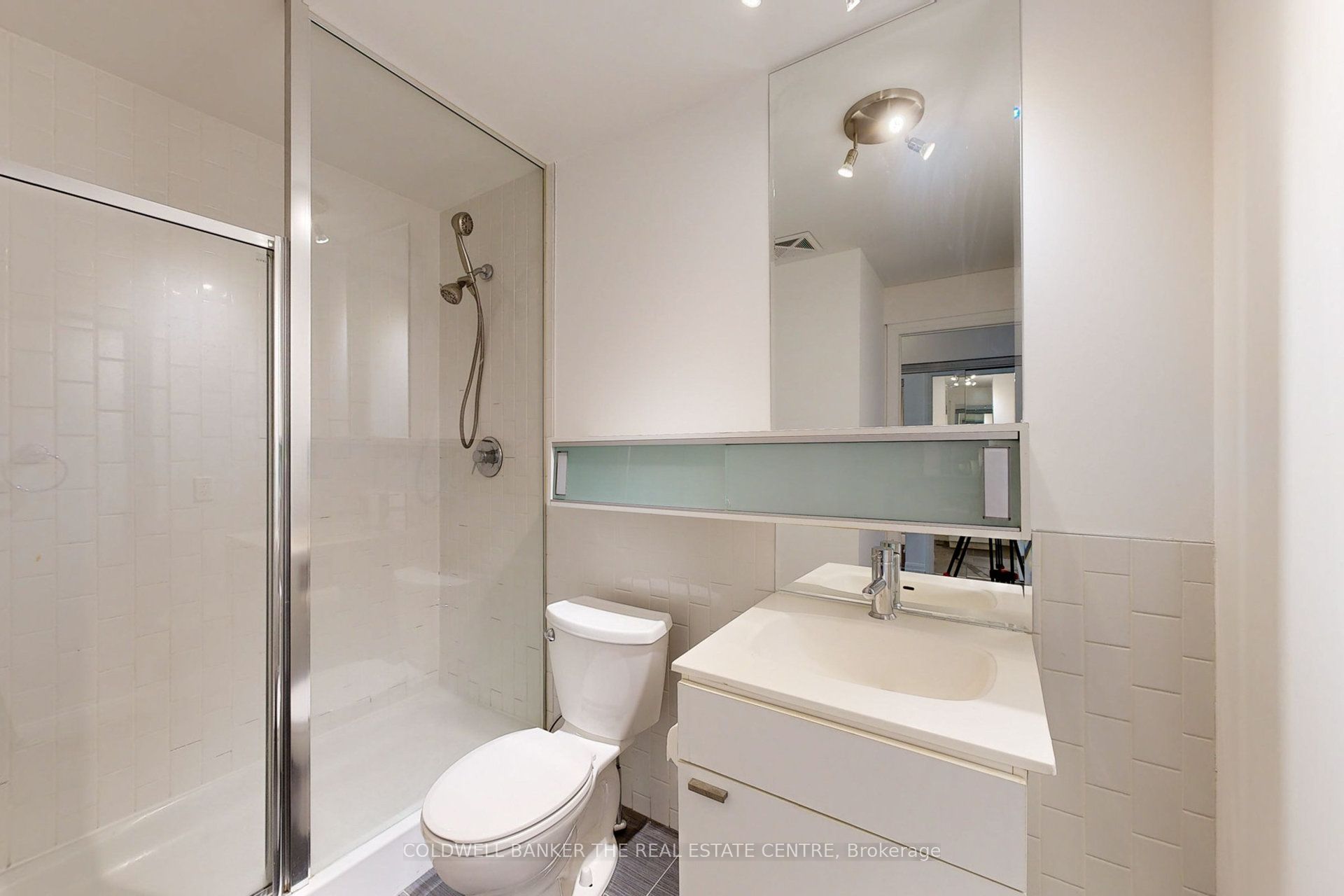 111 Elizabeth Street 1118 Property Photo 26