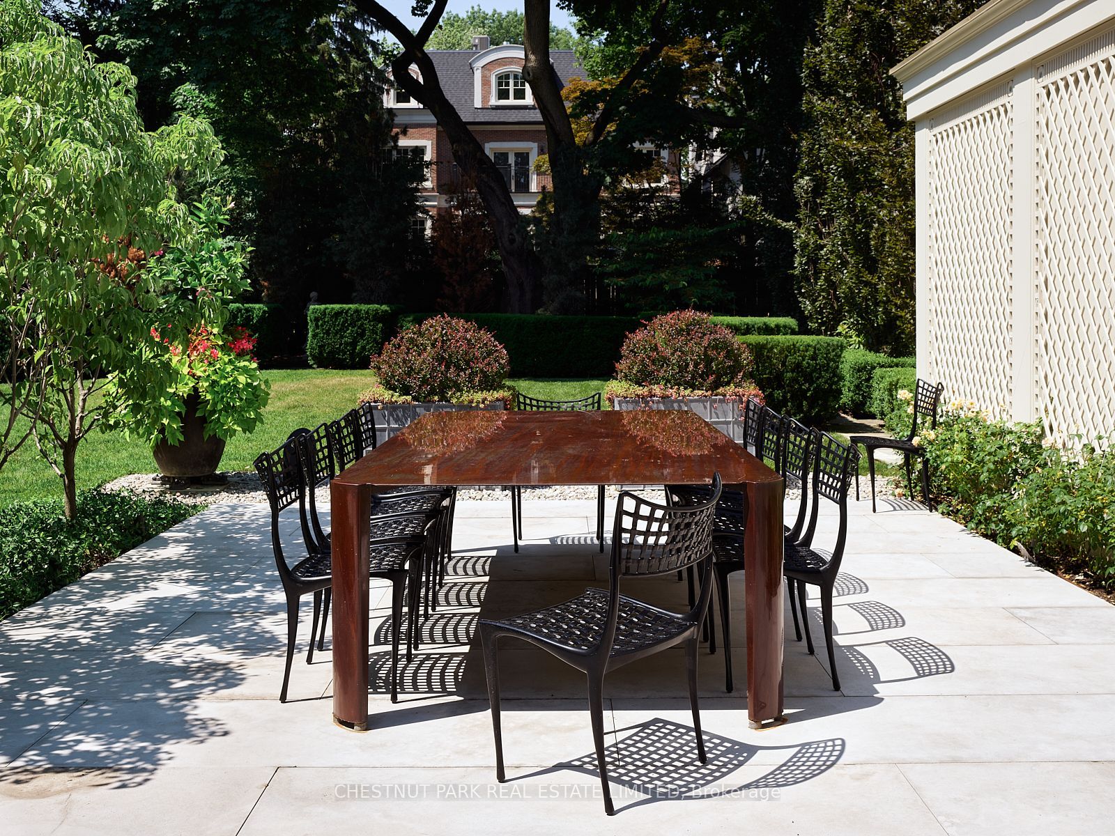 10 Shorncliffe Avenue Property Photo 36