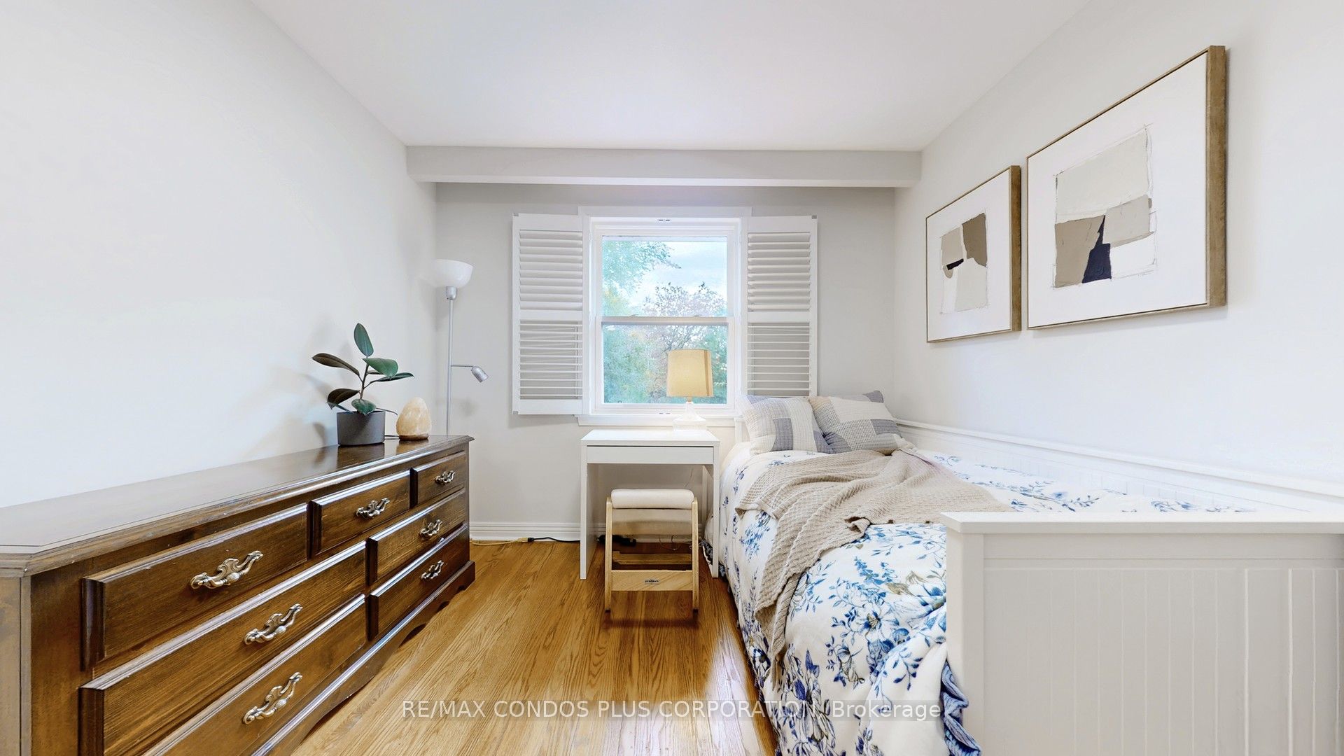 105 Hendon Avenue Property Photo 20