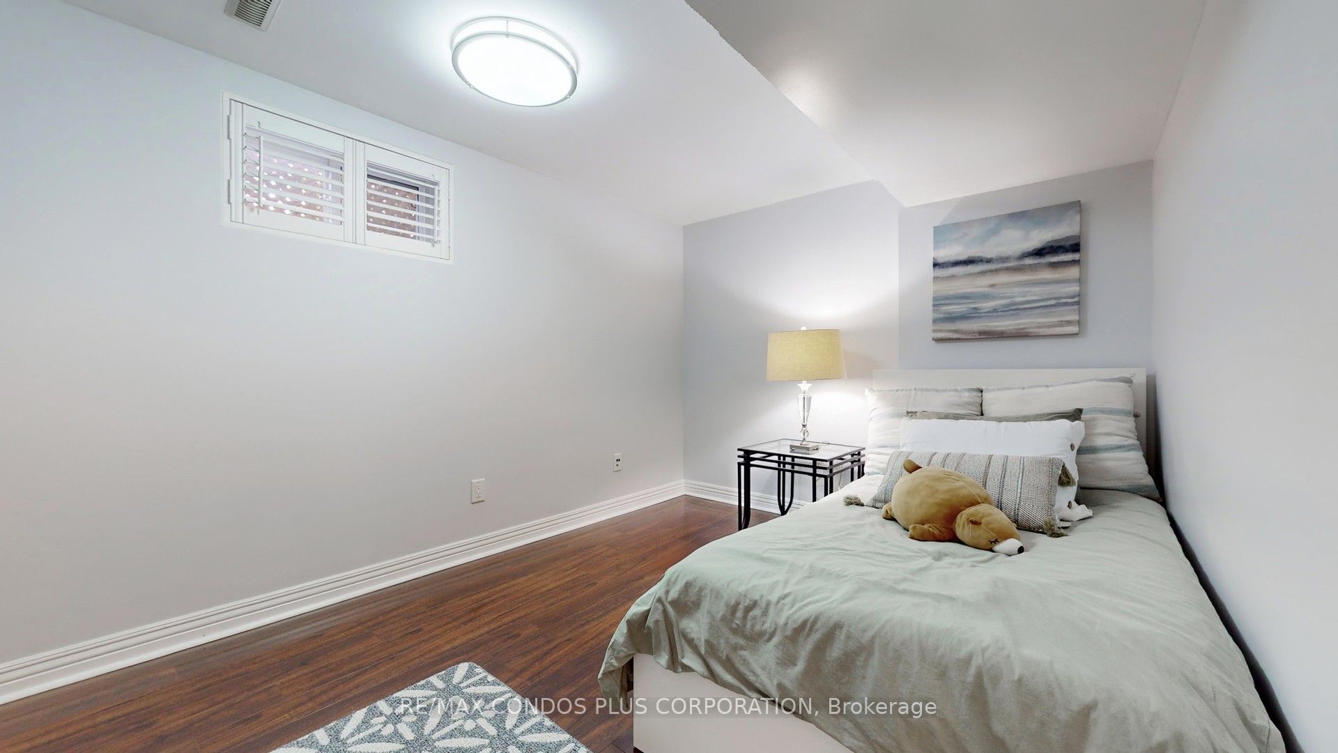 105 Hendon Avenue Property Photo 27