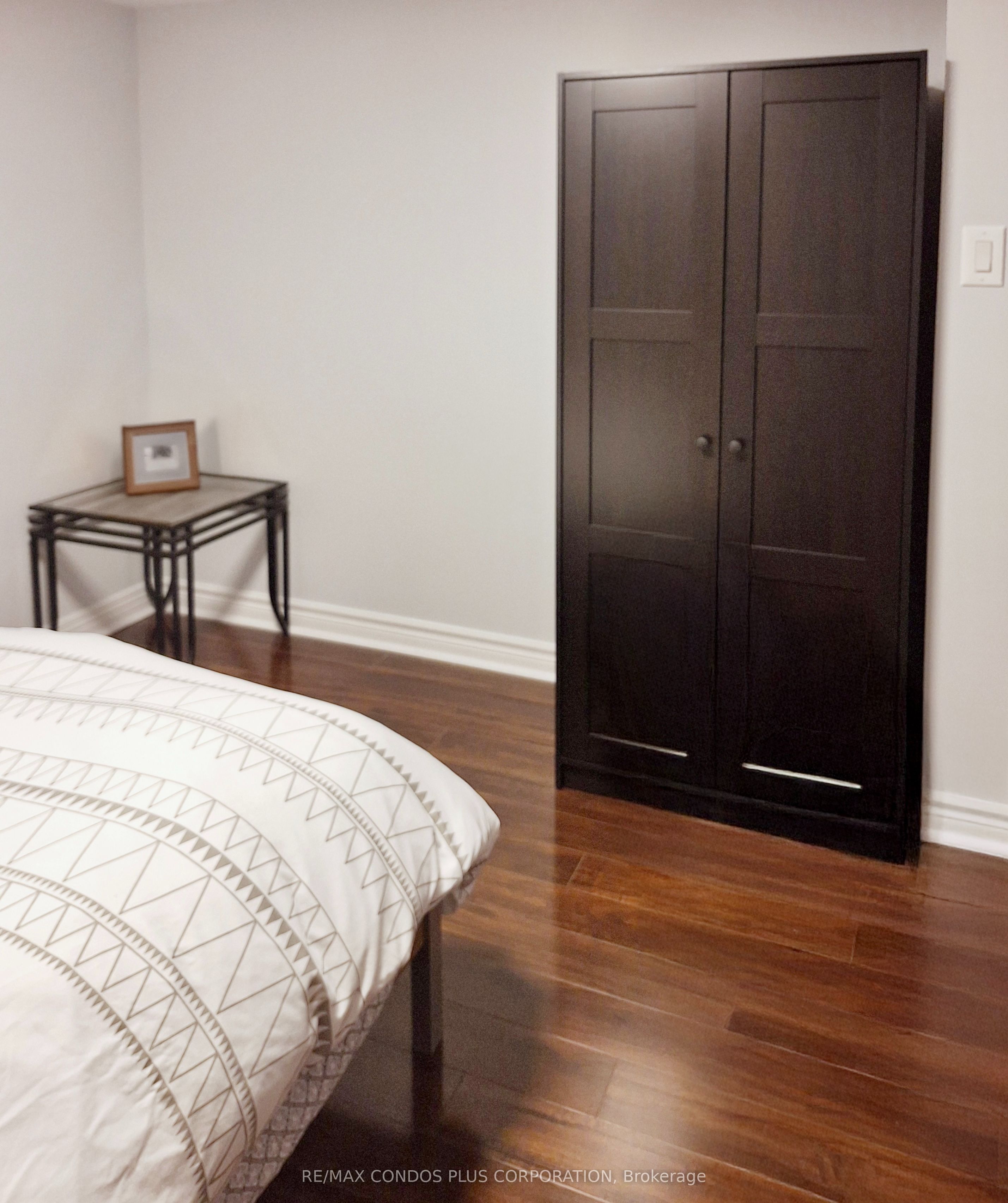 105 Hendon Avenue Property Photo 29