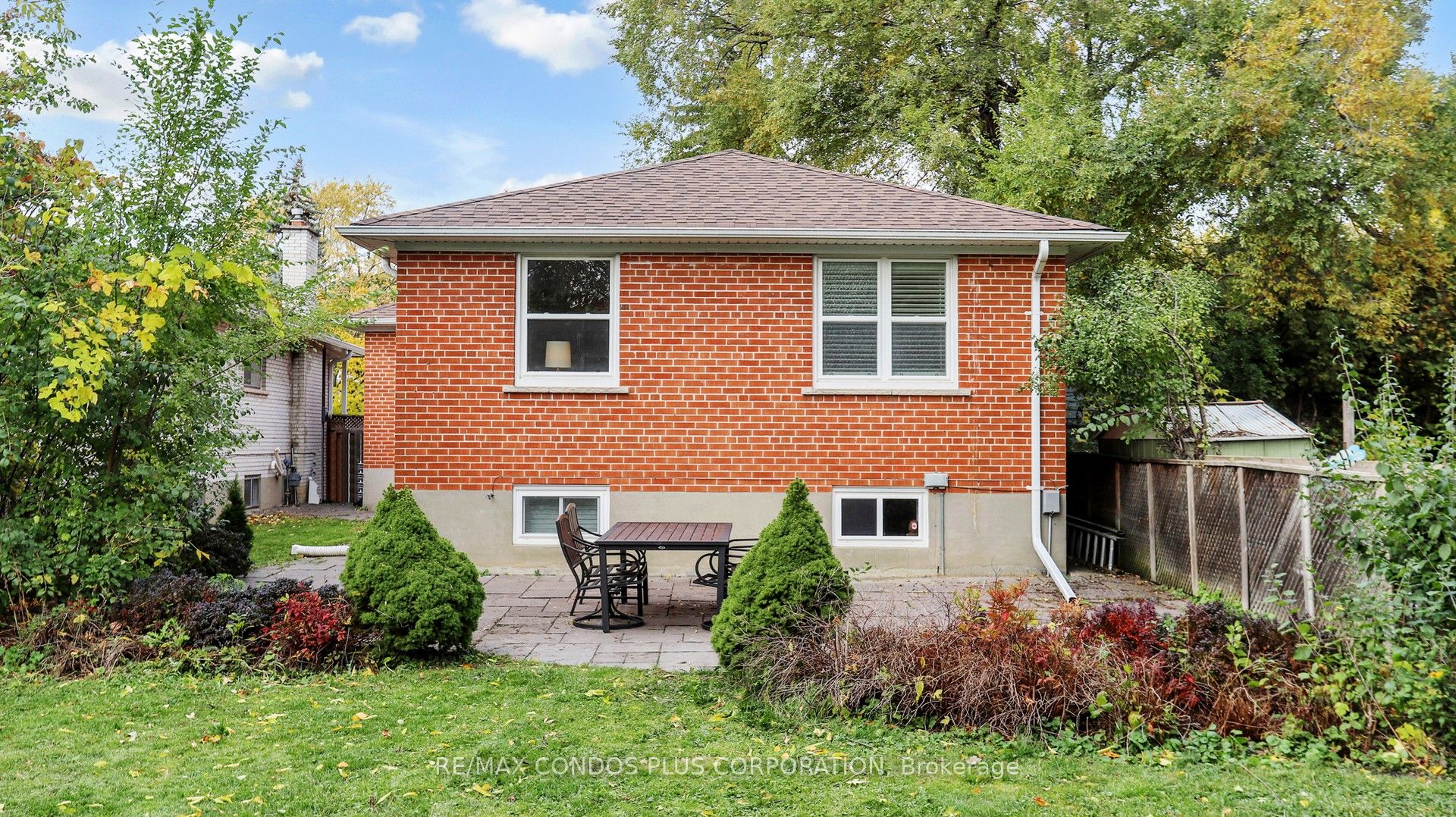 105 Hendon Avenue Property Photo 34