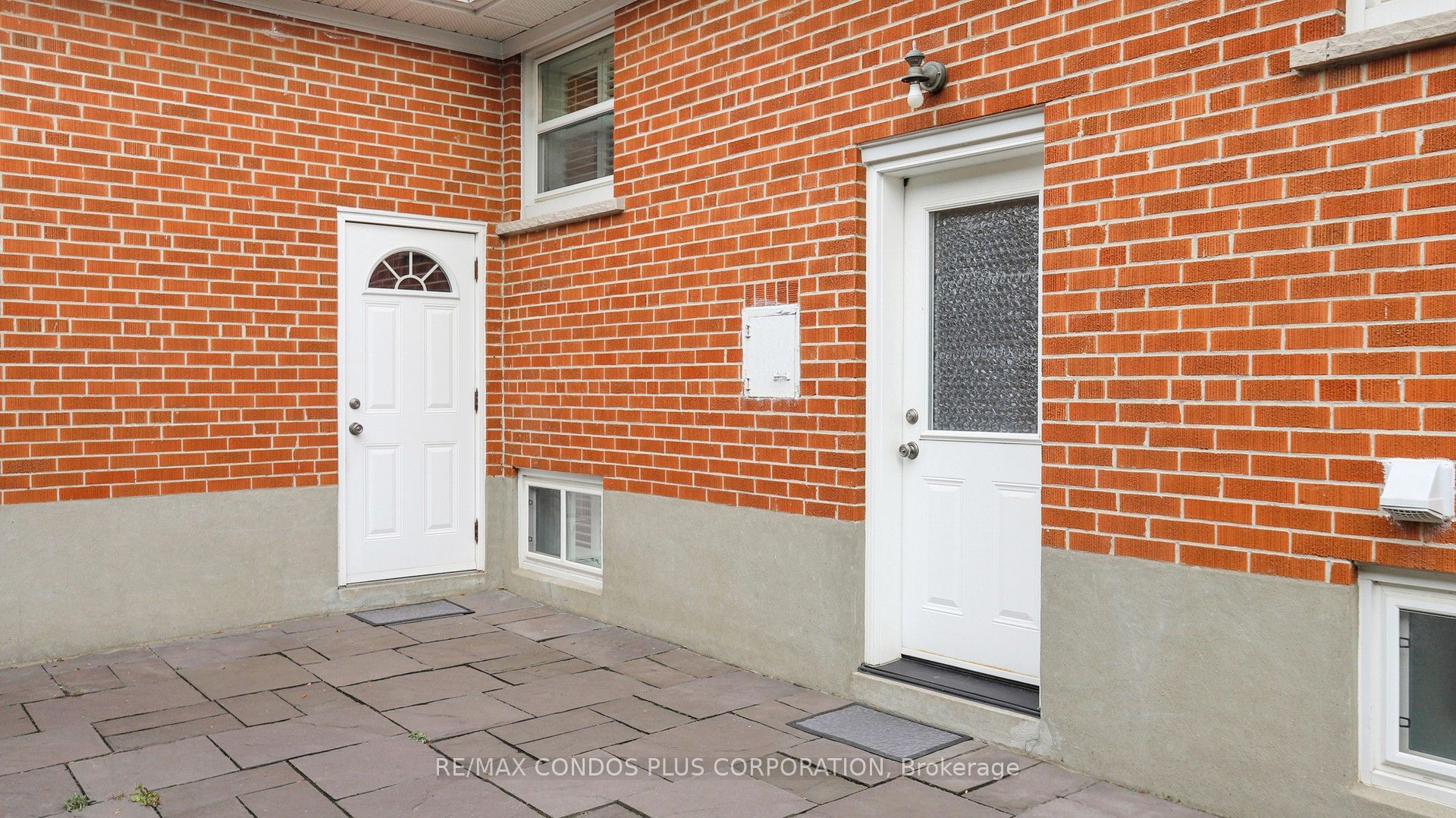 105 Hendon Avenue Property Photo 37