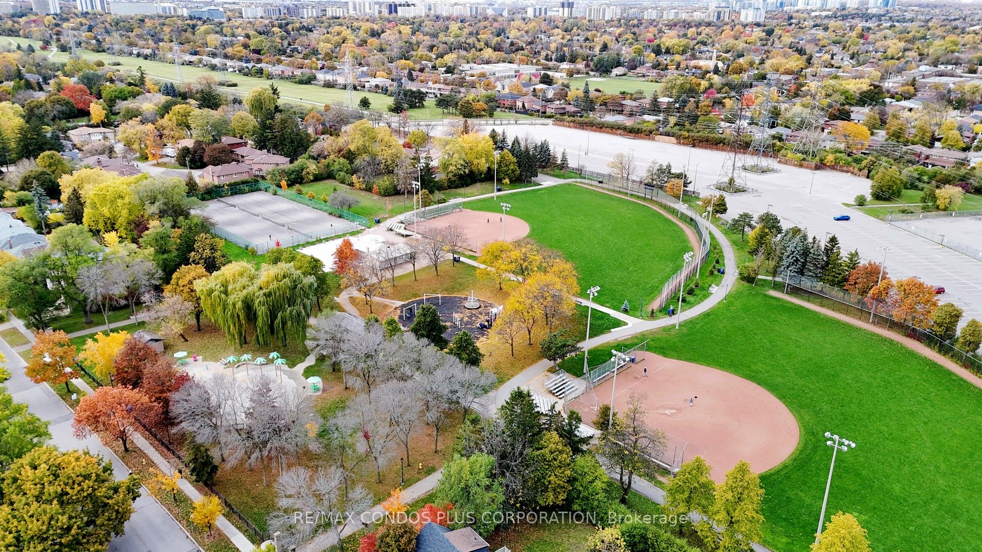 105 Hendon Avenue Property Photo 41