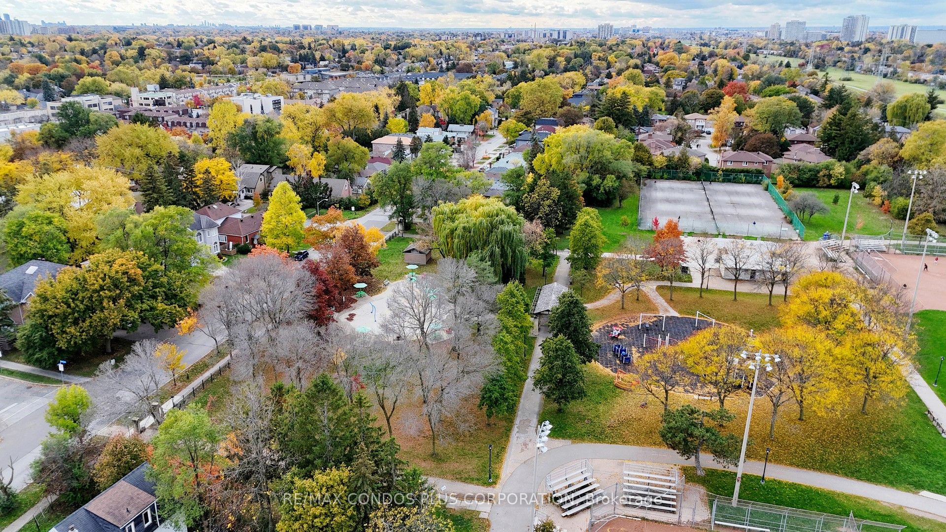 105 Hendon Avenue Property Photo 43