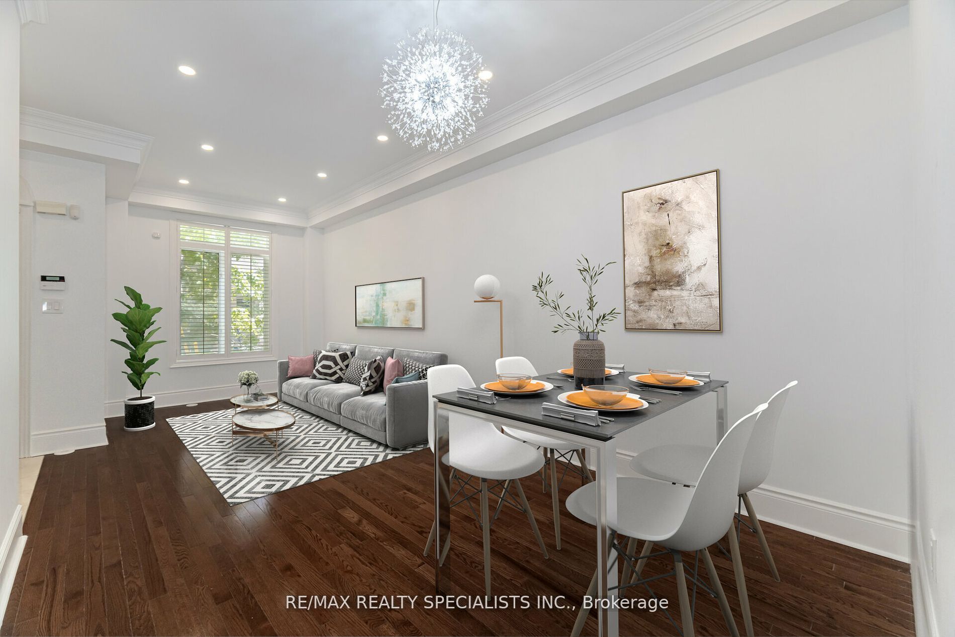 8C Clairtrell Road Property Photo 1