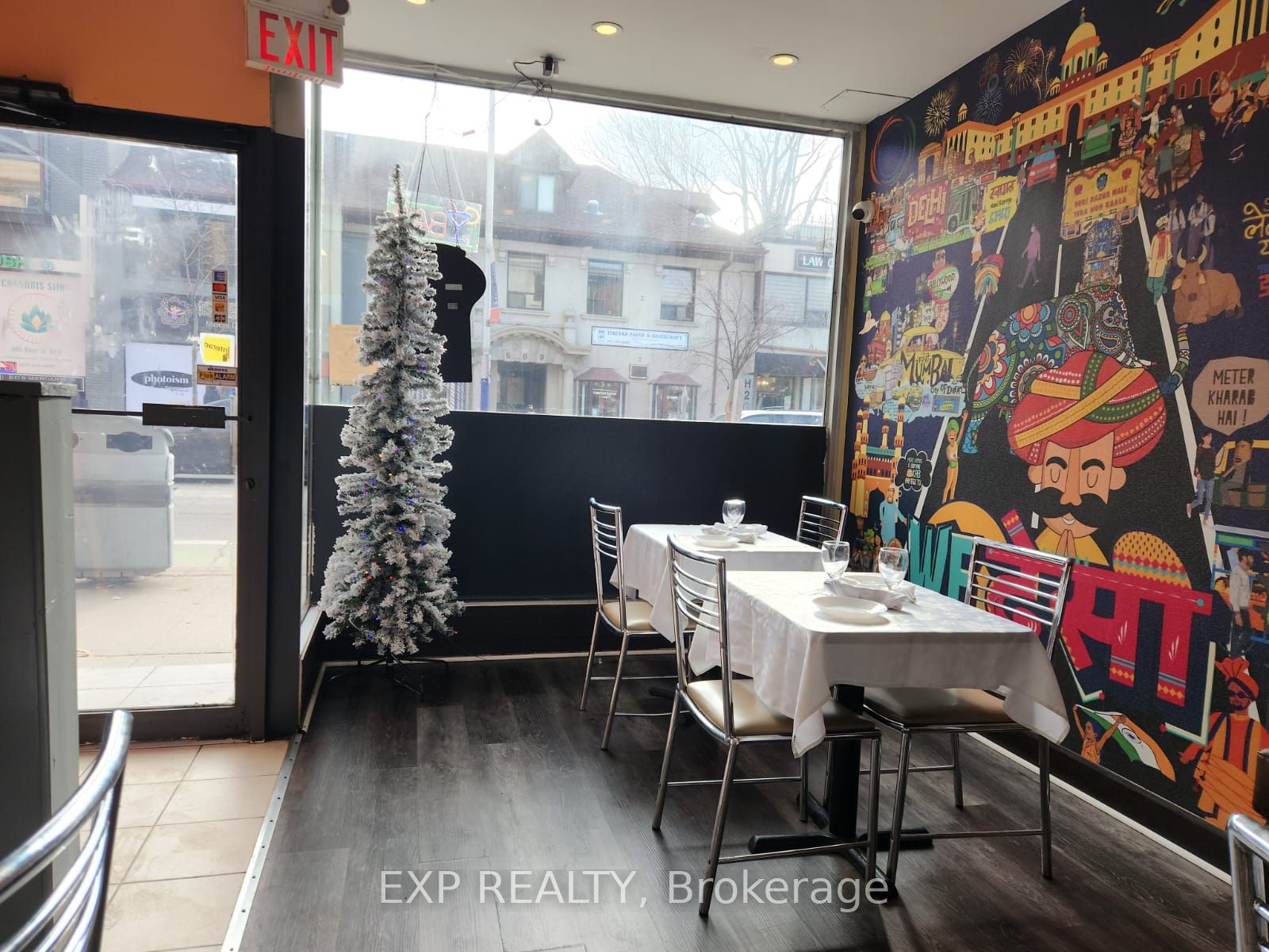 606 Bloor Street W Property Photo 20