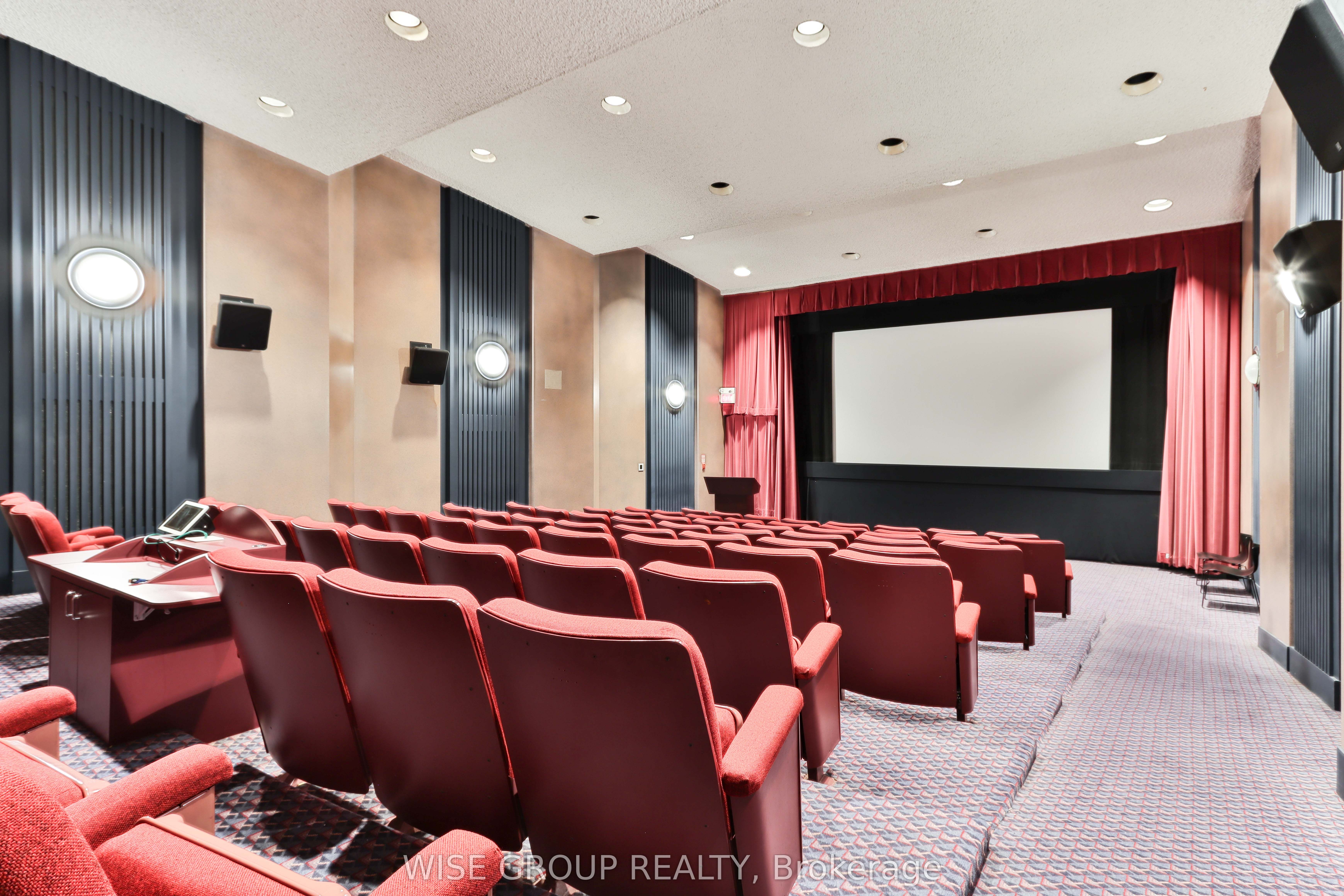 2450 Victoria Park Avenue 601 Property Photo 12