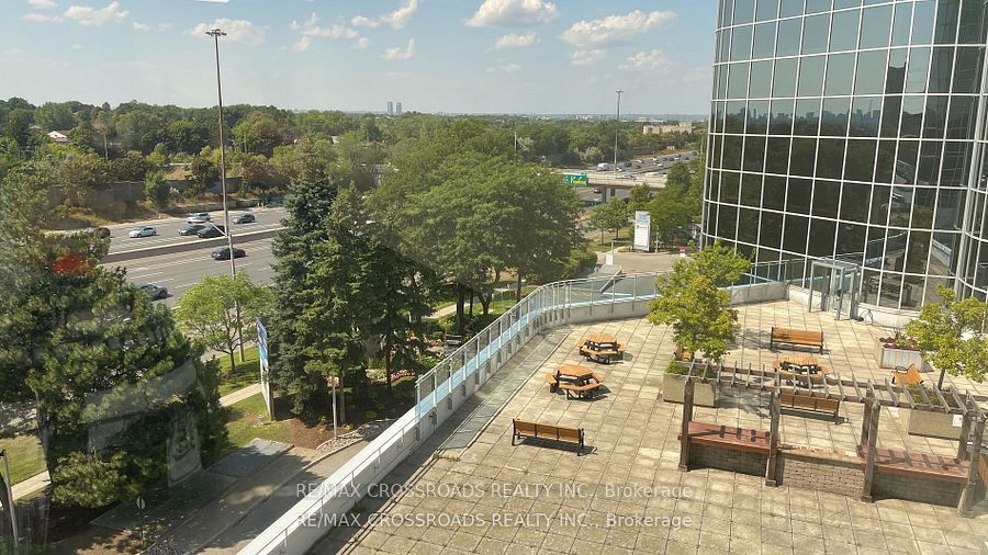 105 Gordon Baker Road 503 Property Photo 6