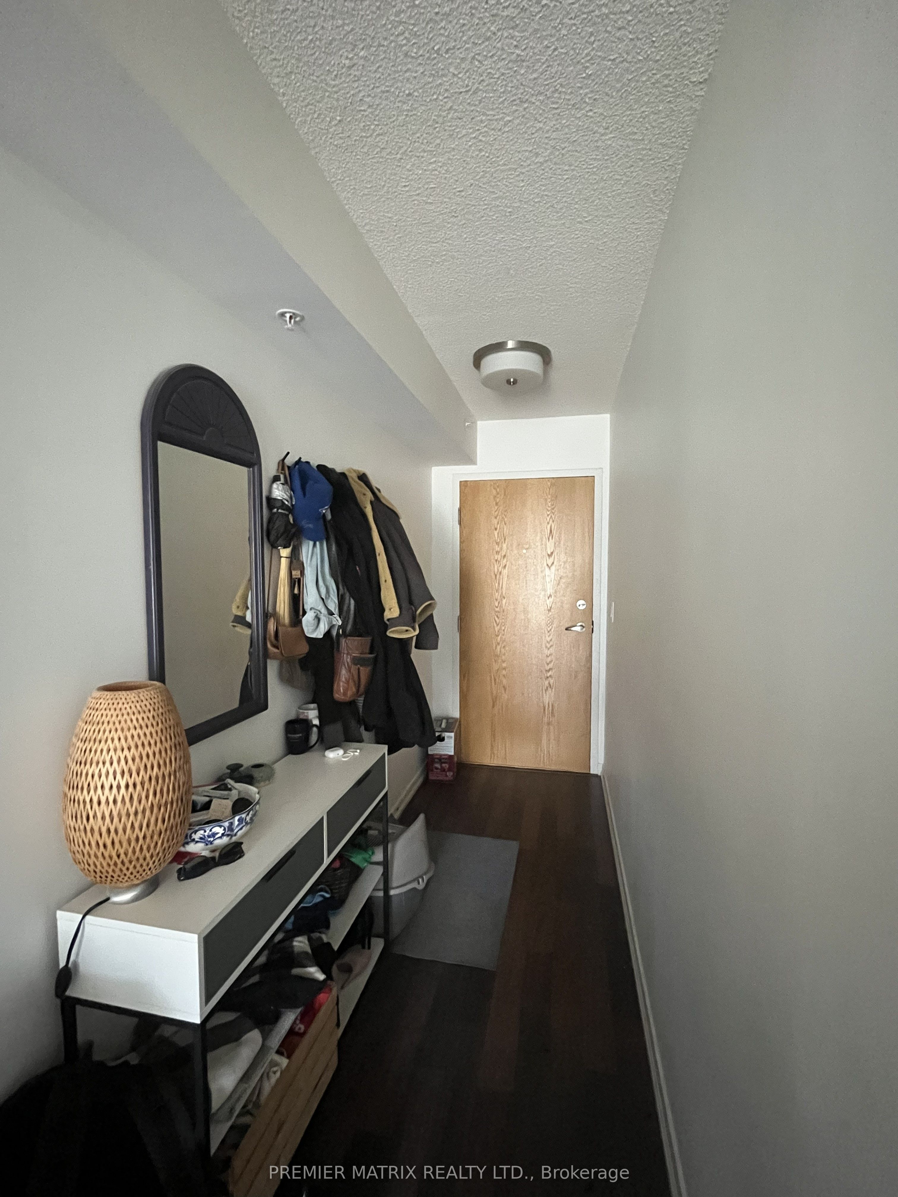 20 Joe Shuster Way 1212 Property Photo 2