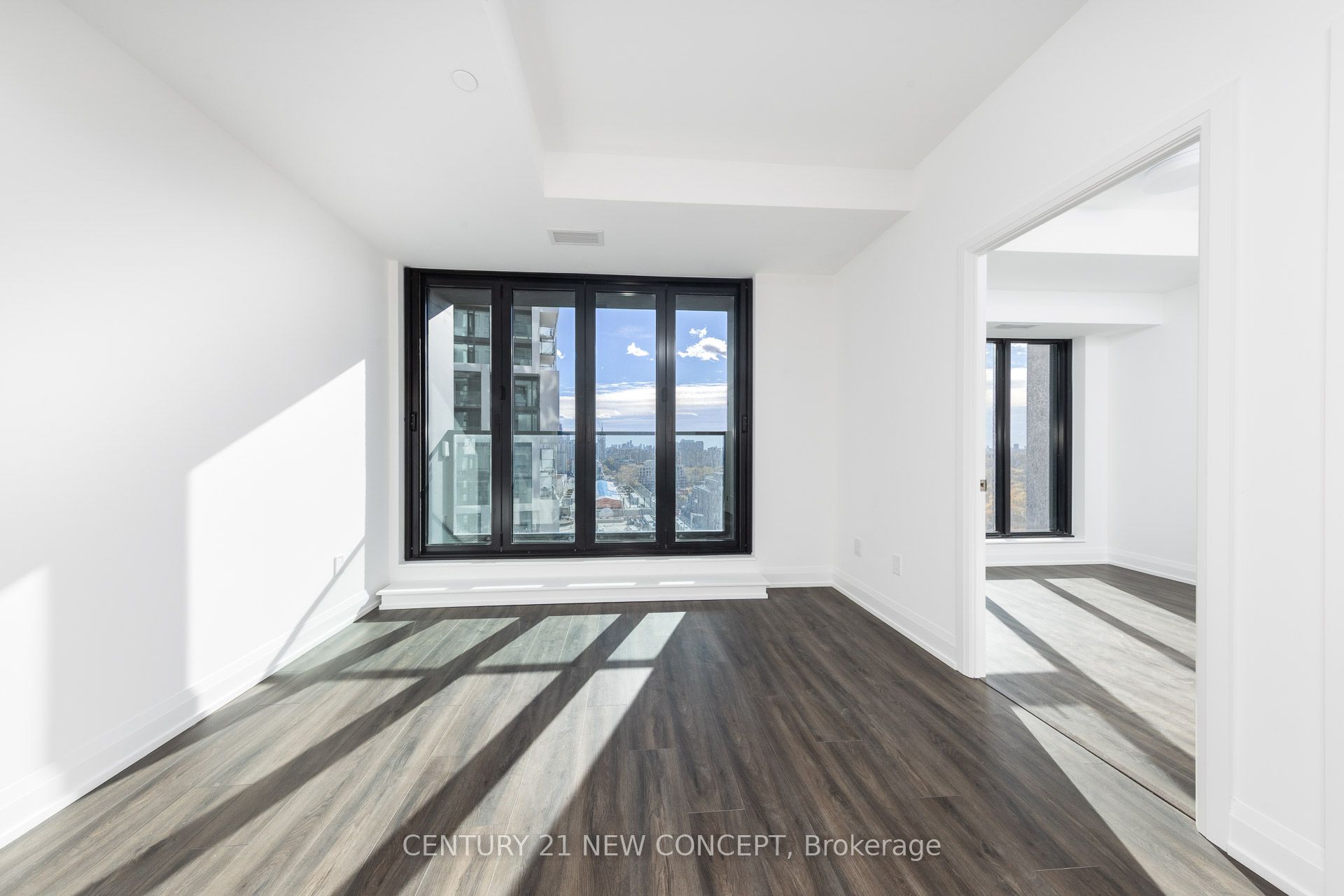 20 Soudan Avenue N 1706 Property Photo 13