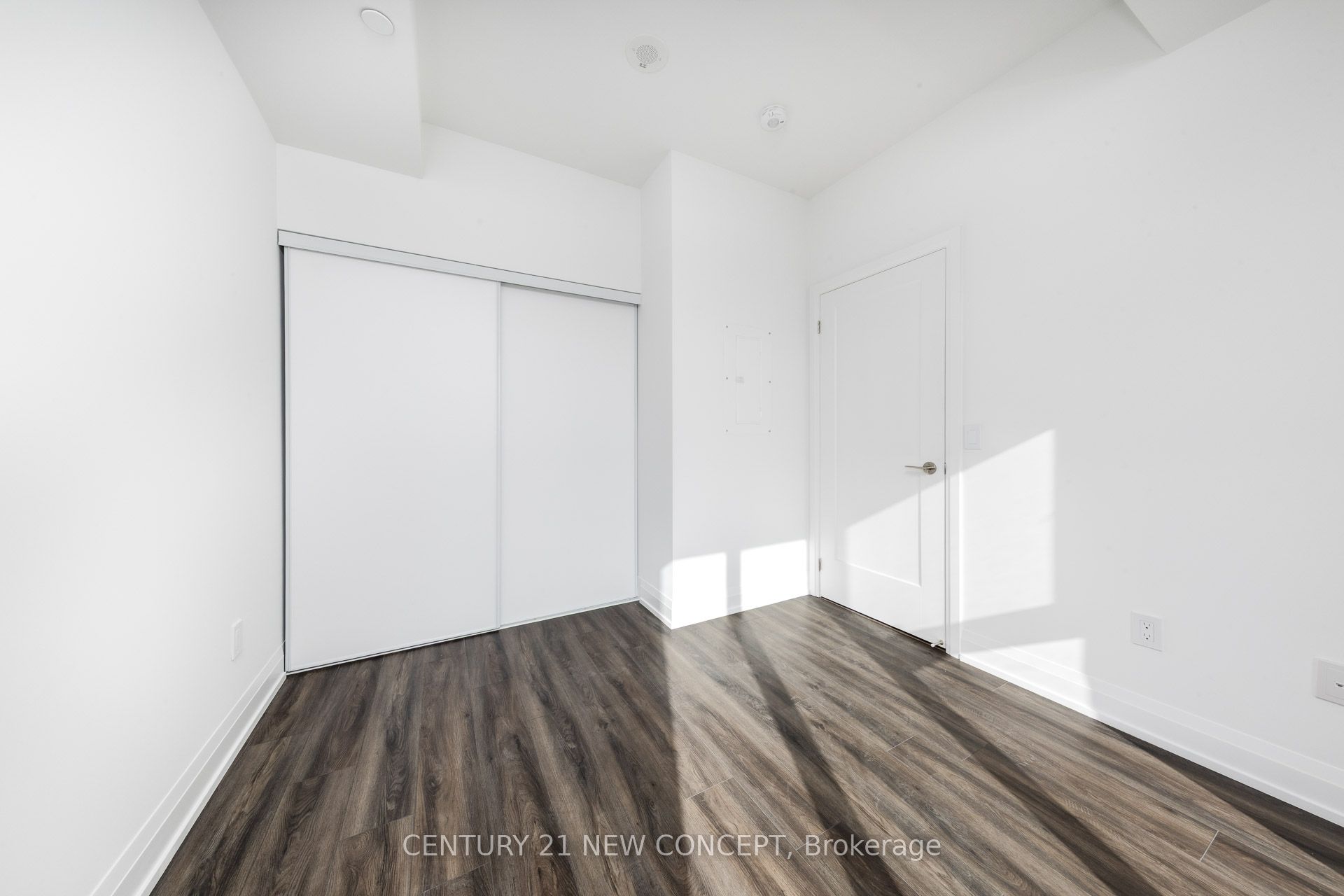 20 Soudan Avenue N 1706 Property Photo 19