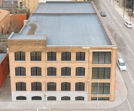 14 Mccaul Street B100 Property Photo 3