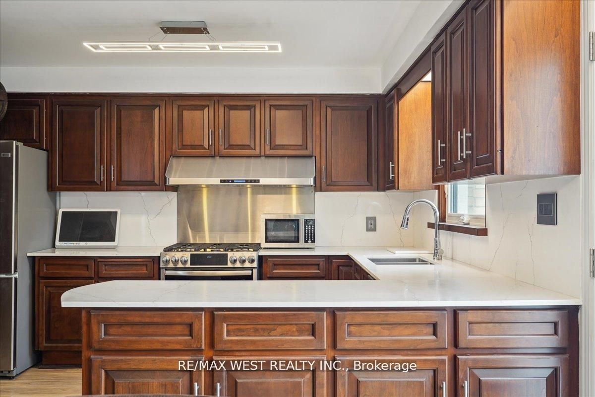 40 Arlstan Drive Property Photo 8