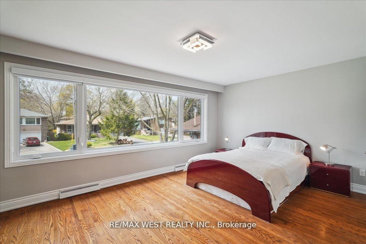 40 Arlstan Drive Property Photo 10