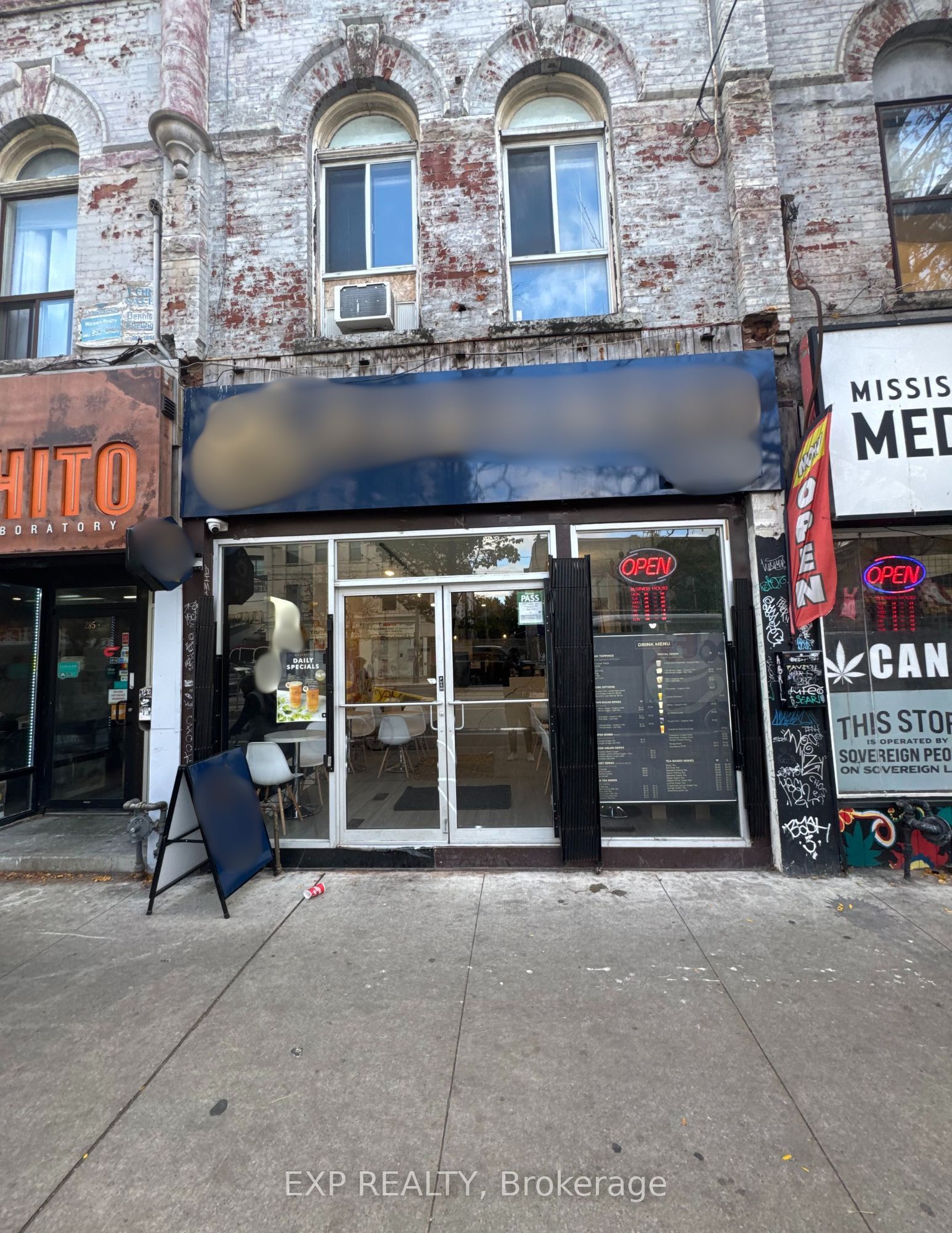 287 College Street Property Photo 1