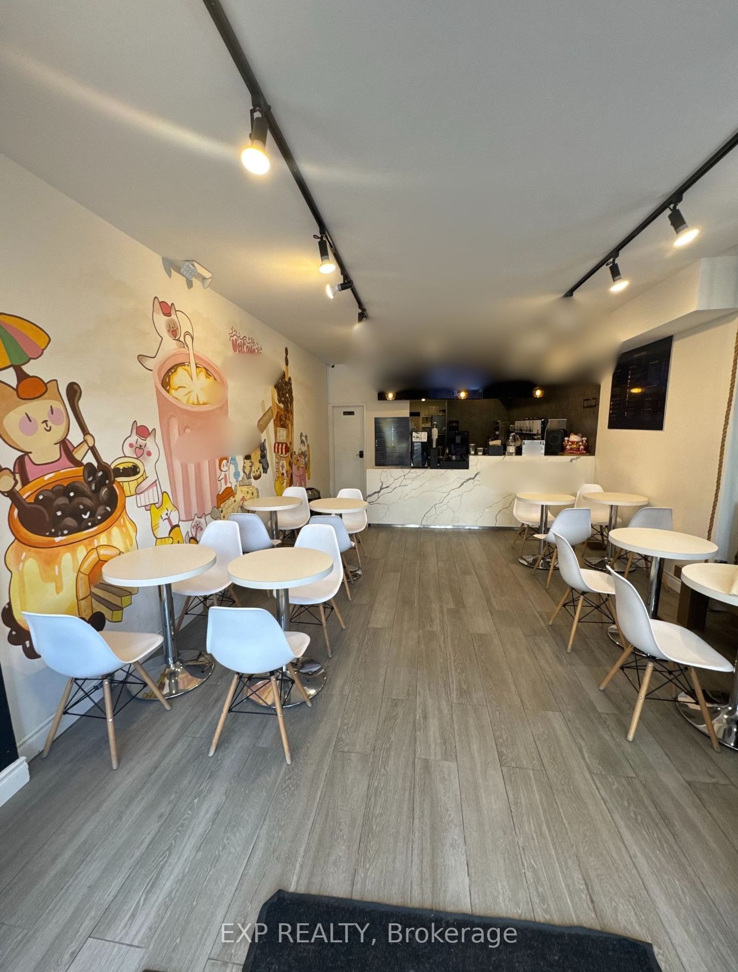 287 College Street Property Photo 2