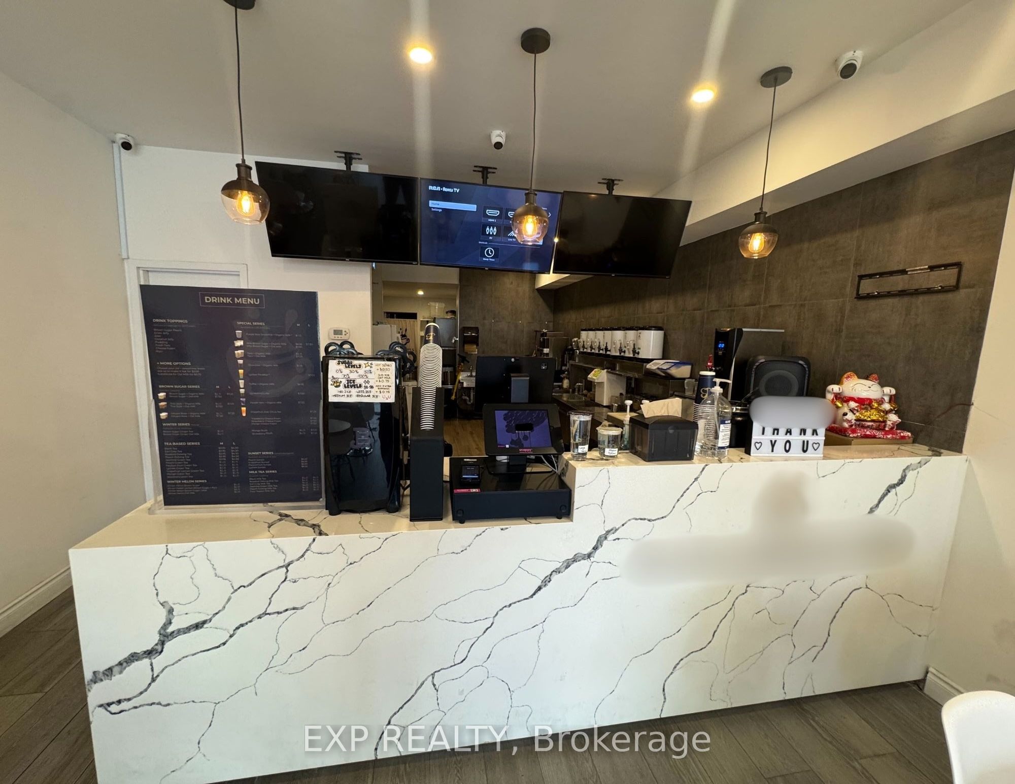 287 College Street Property Photo 3