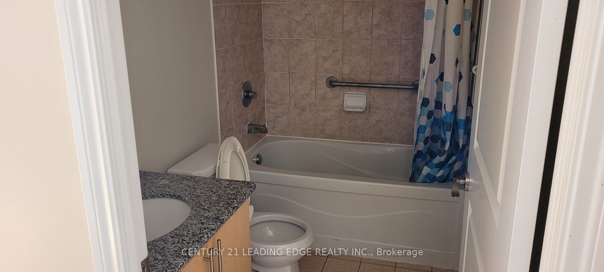 135 Wynford Drive 1803 Property Photo 12