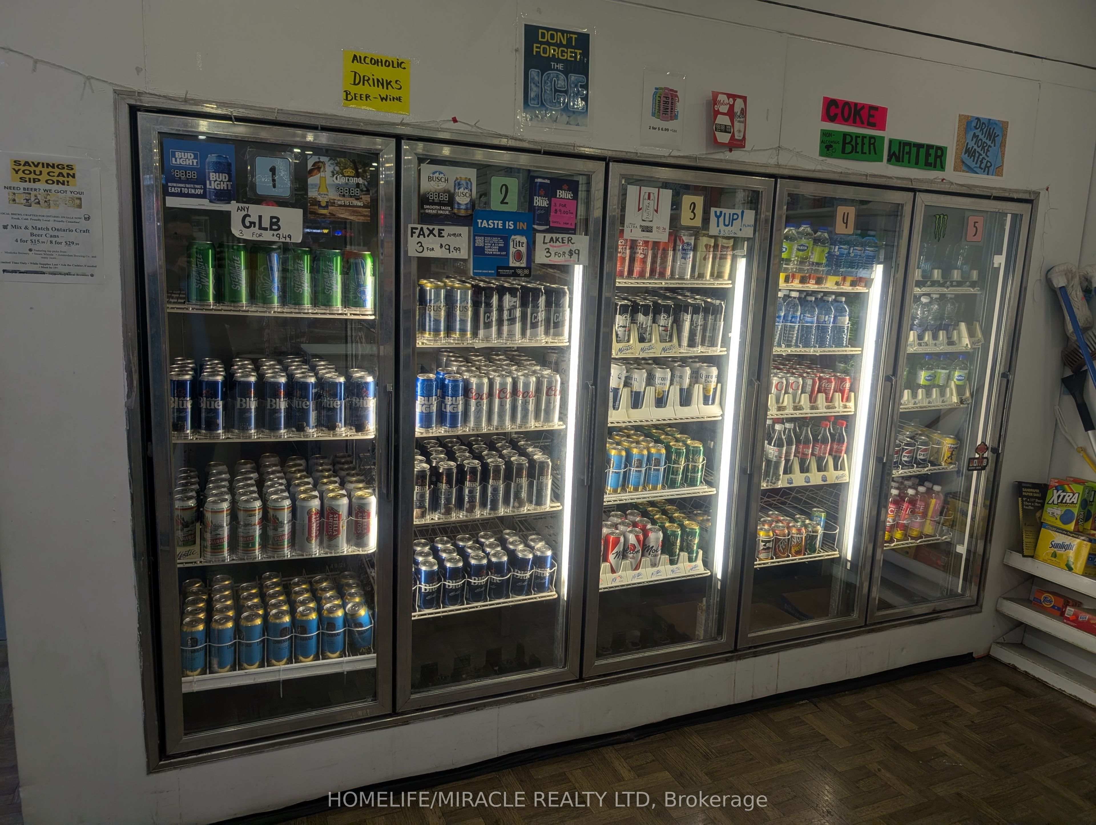 963 Eglinton Avenue W Property Photo 10