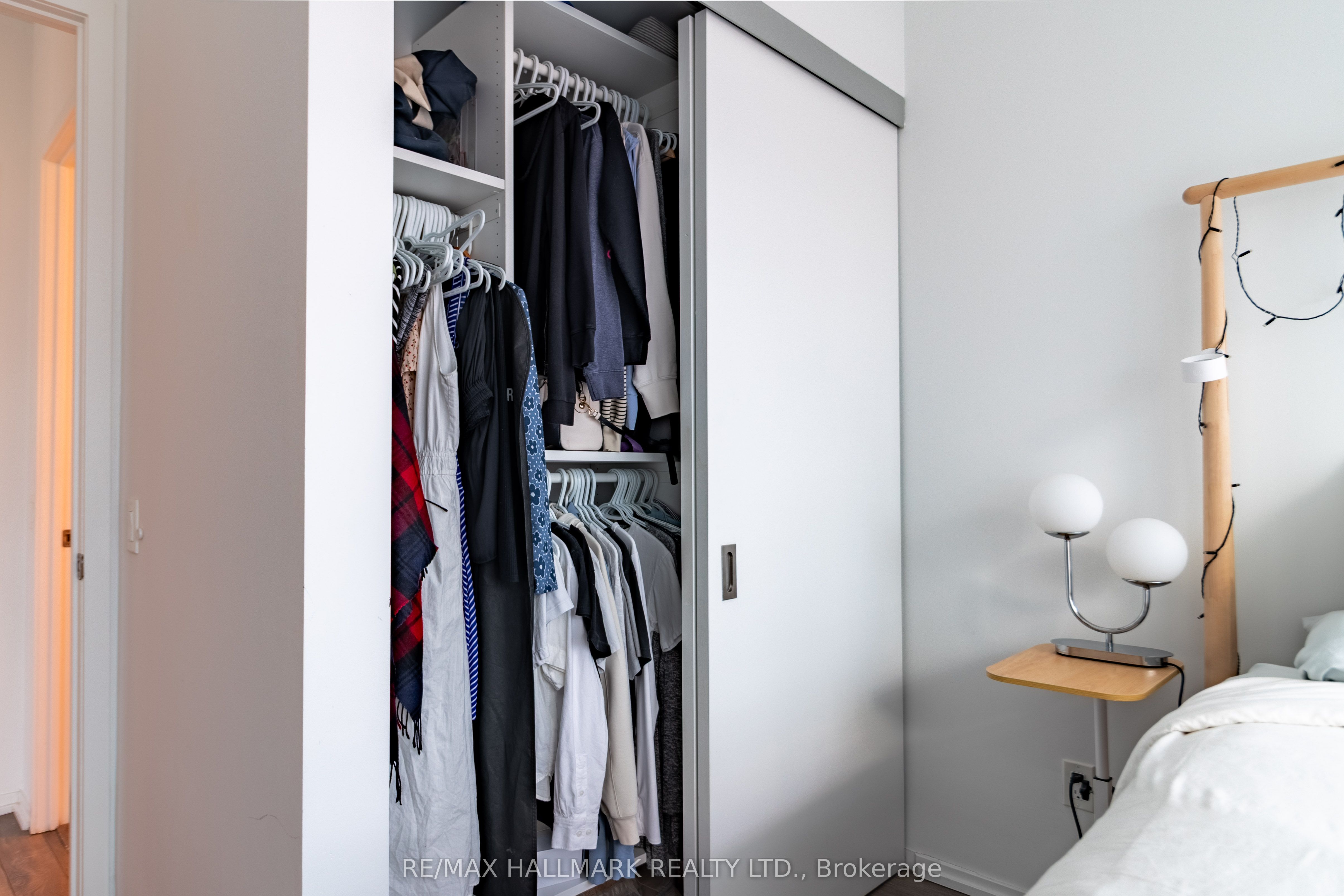 197 Yonge Street 1105 Property Photo 19