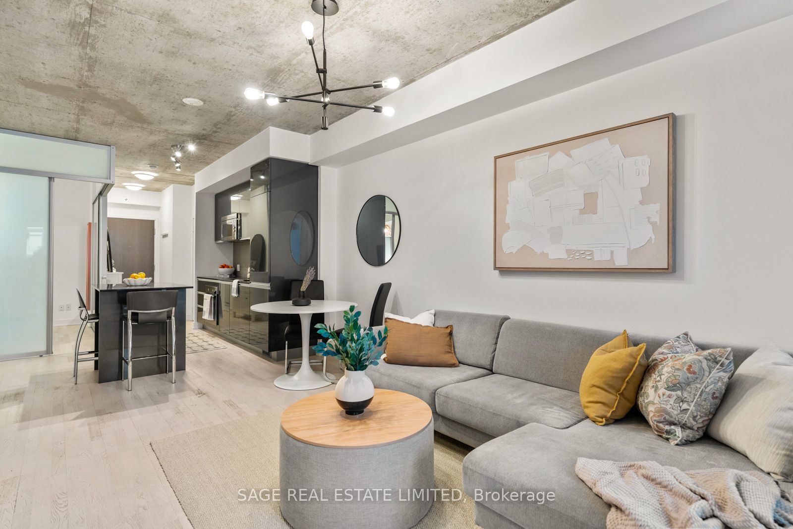 20 Gladstone Avenue 714 Property Photo 4