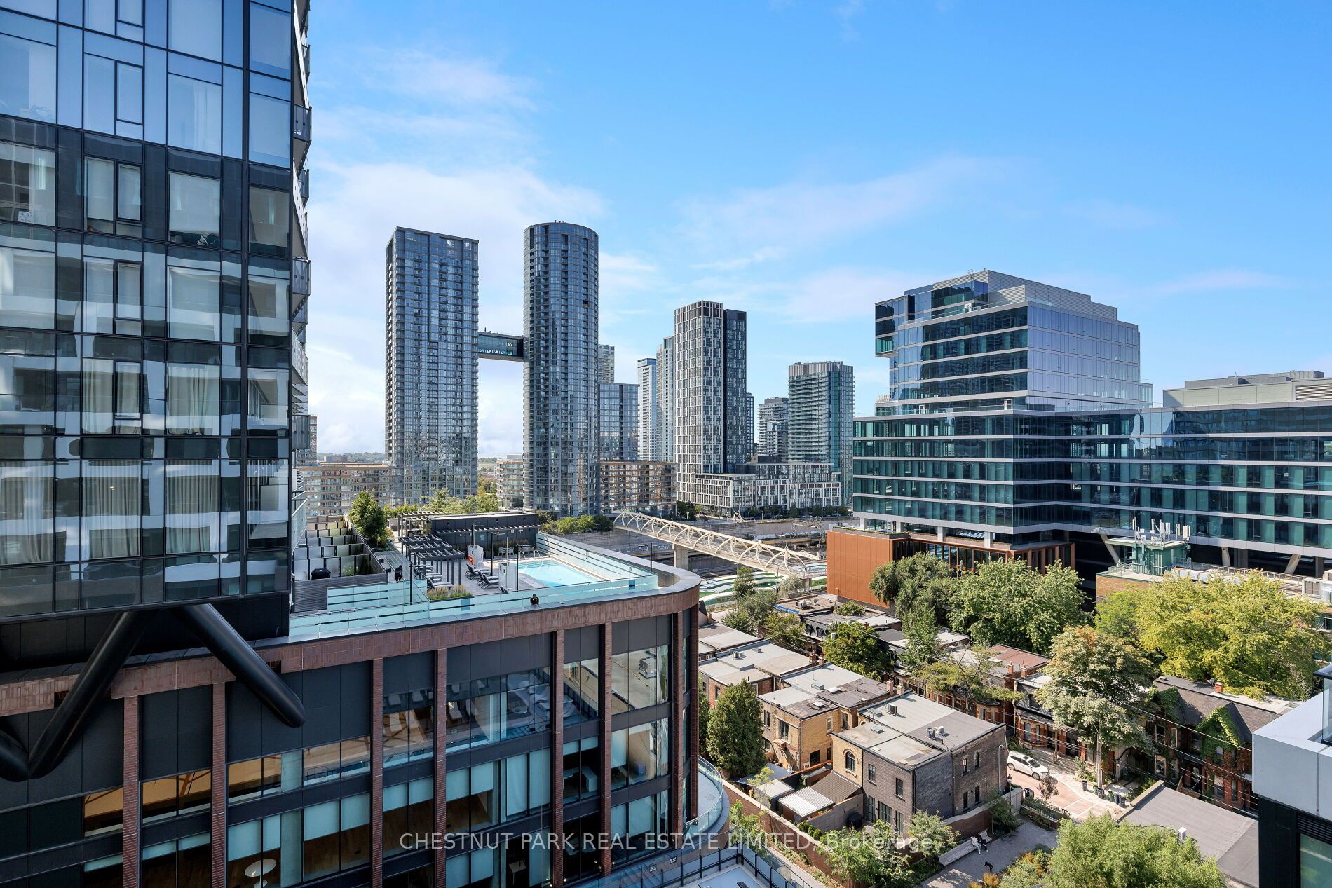 455 Wellington Street W 907 Property Photo 32