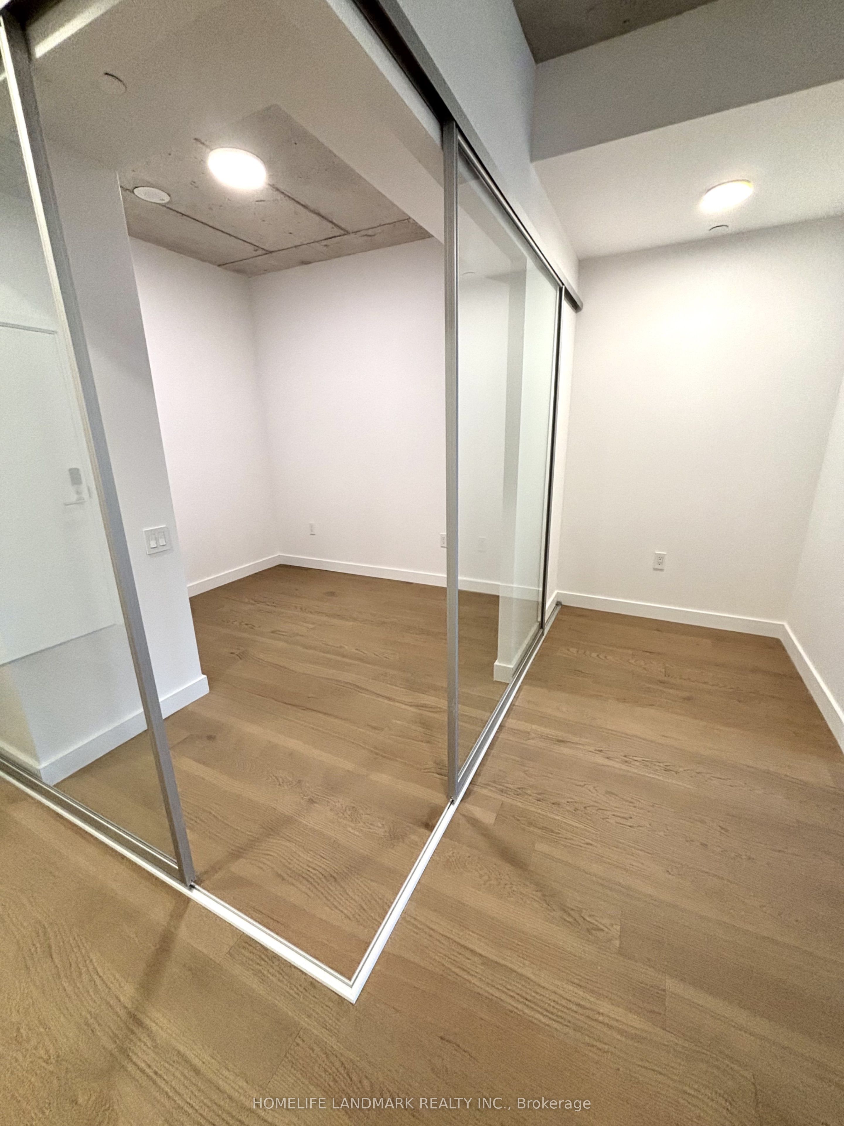 1720 Bayview Avenue 321 Property Photo 4