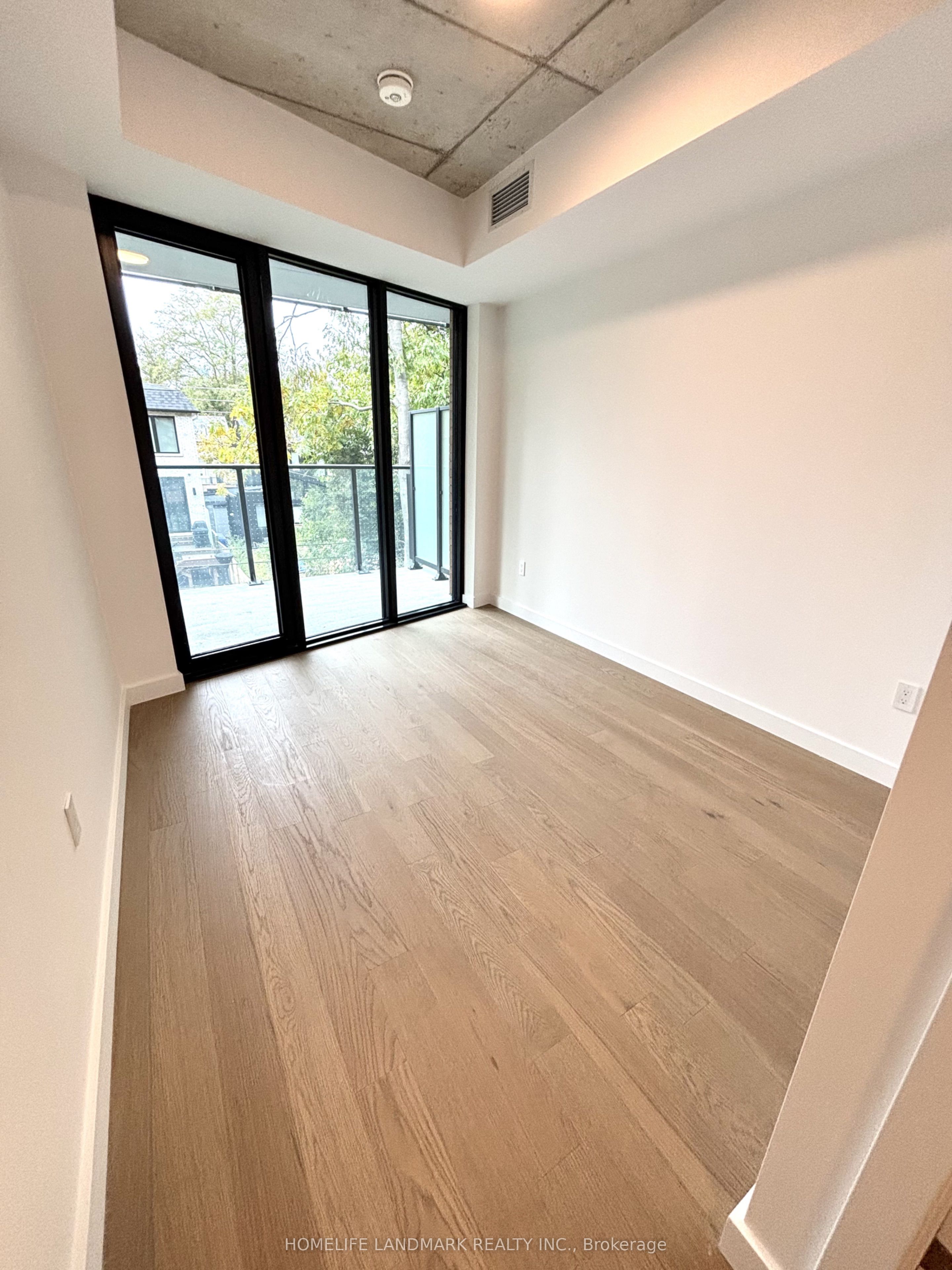 1720 Bayview Avenue 321 Property Photo 10