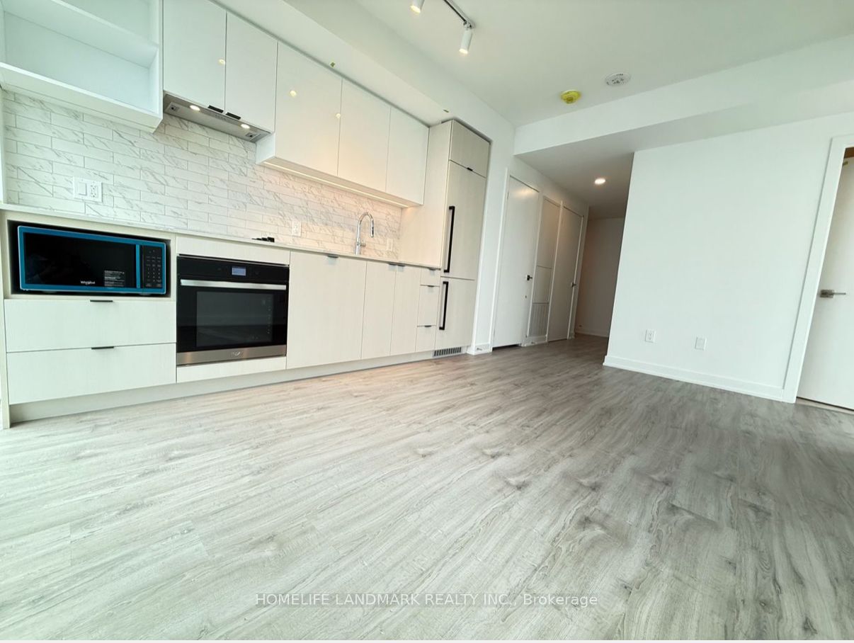 252 Church Street Property Photo 6