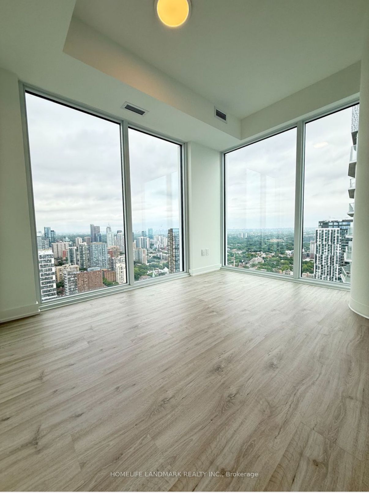 252 Church Street Property Photo 8