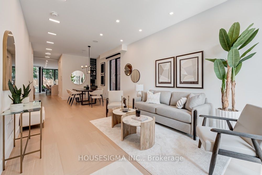 188 Duplex Avenue Property Photo 4