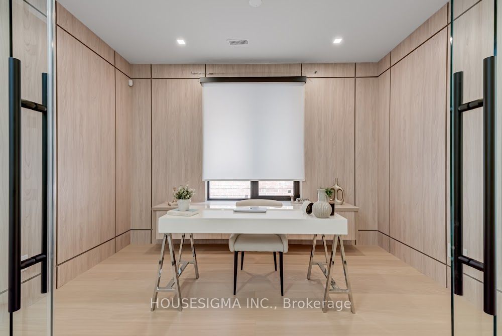 188 Duplex Avenue Property Photo 20