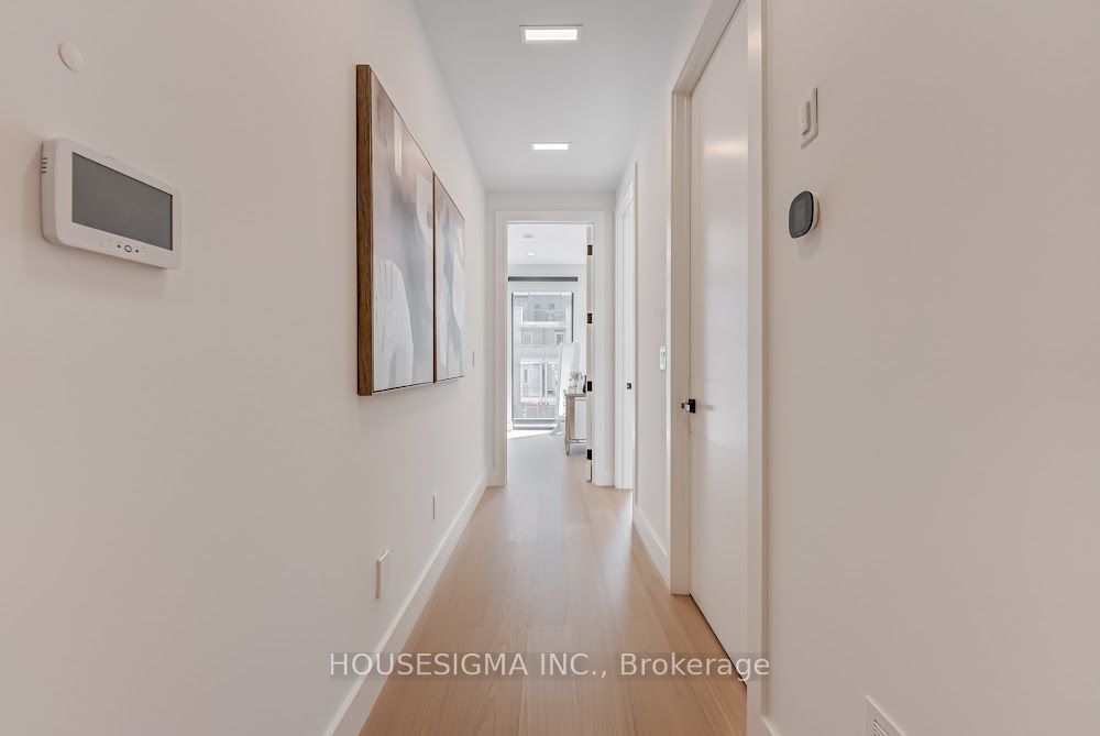 188 Duplex Avenue Property Photo 27