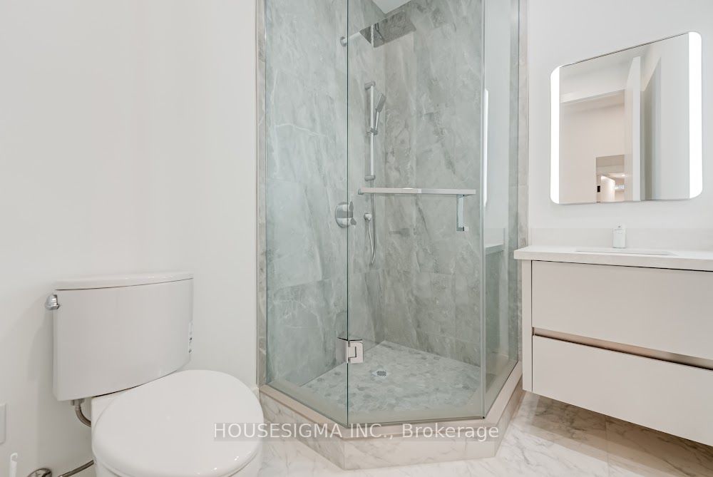 188 Duplex Avenue Property Photo 46