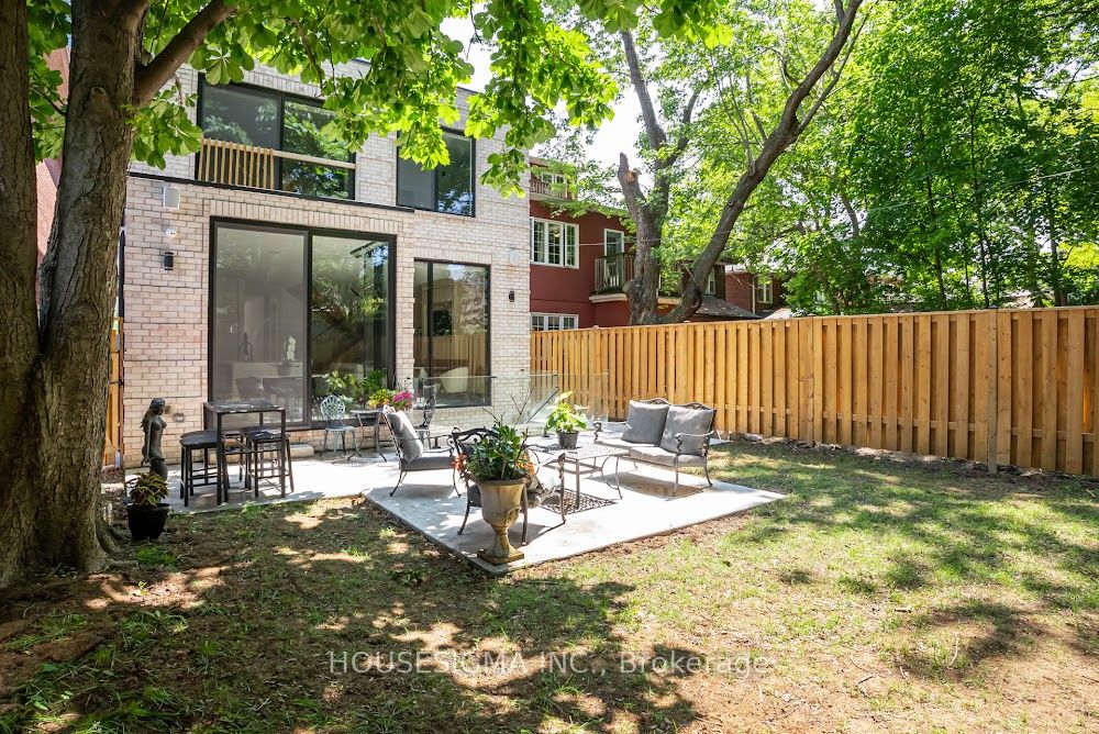 188 Duplex Avenue Property Photo 50