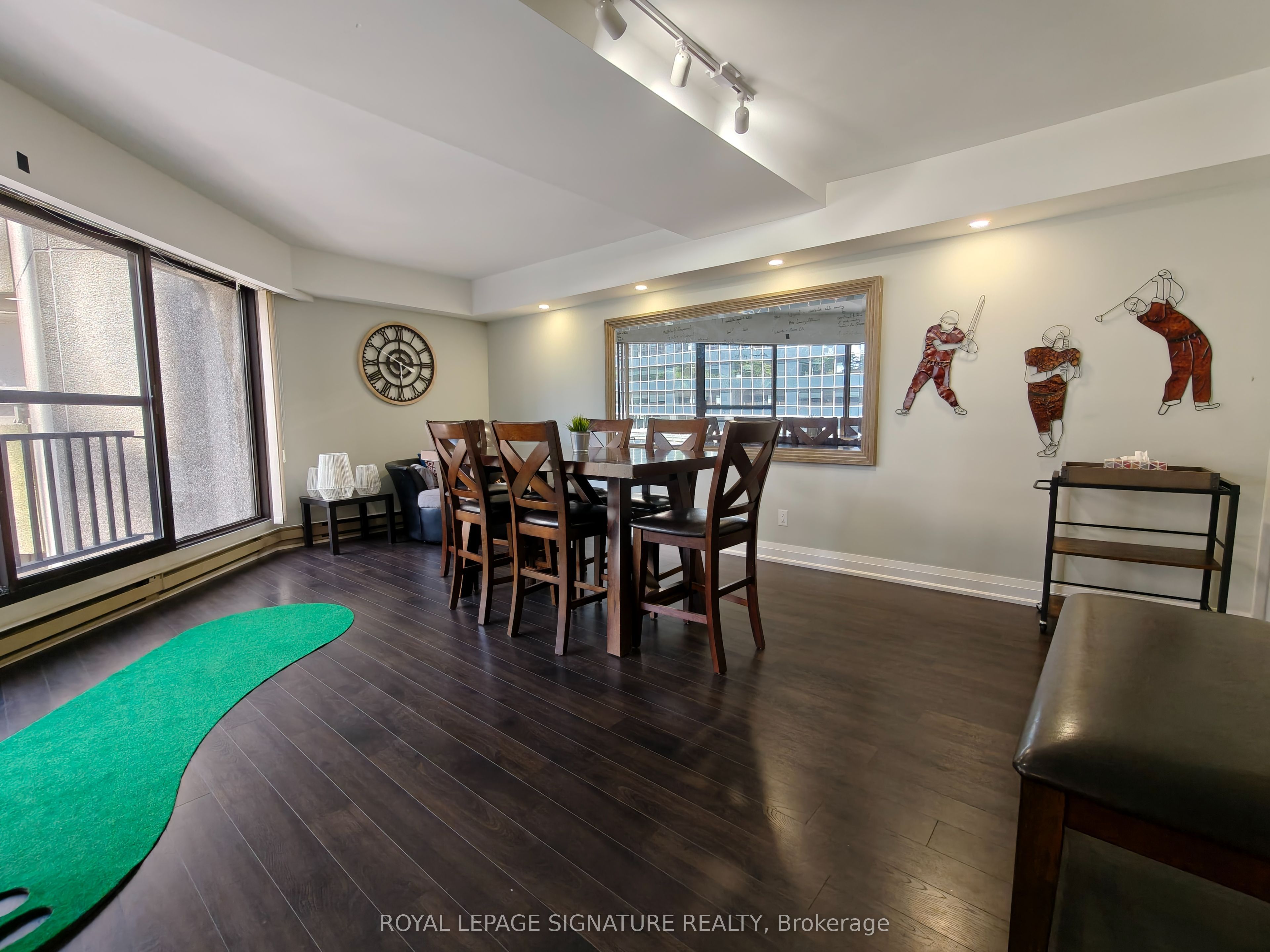 55 Harbour Square 512 Property Photo 11