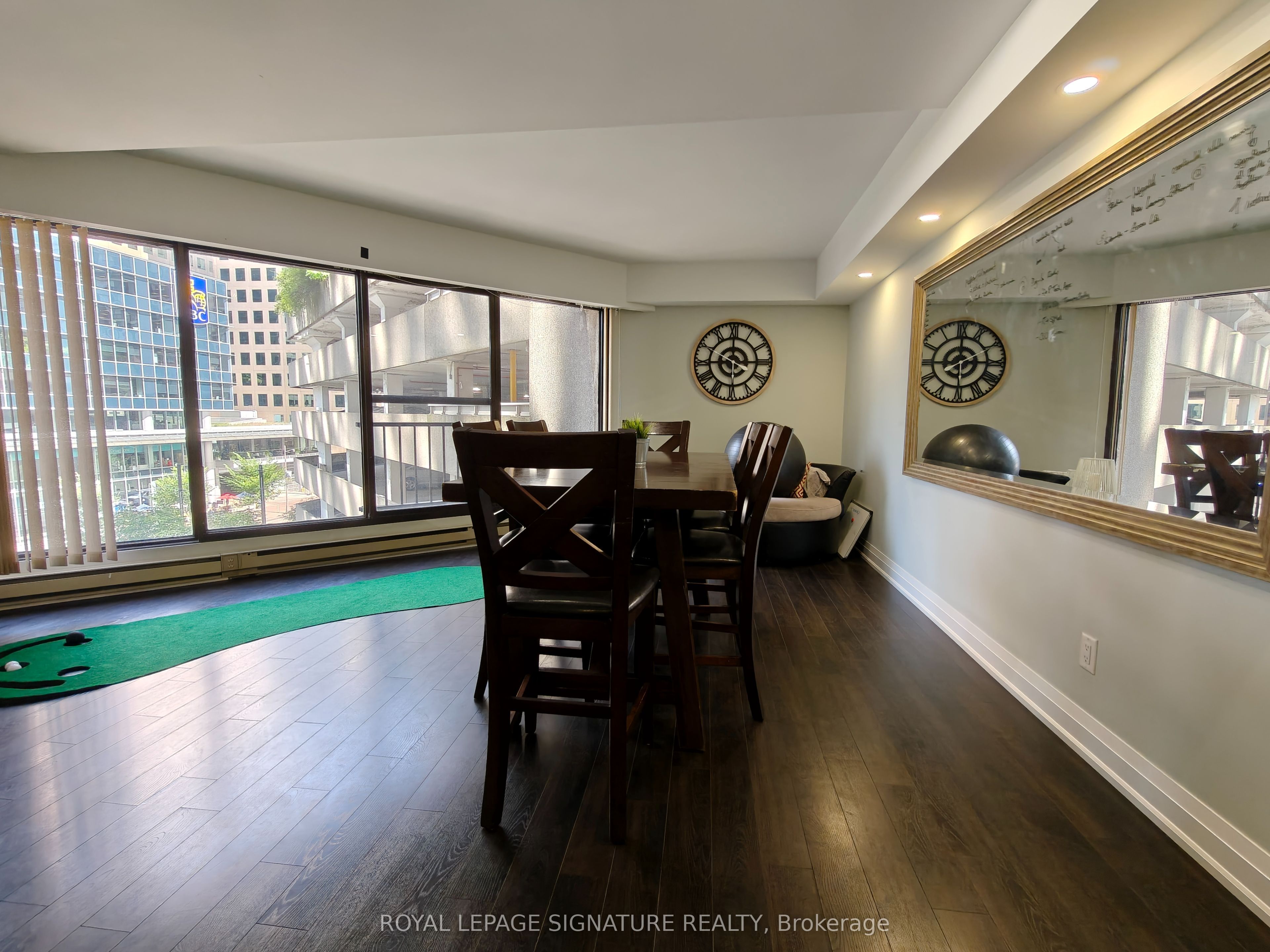 55 Harbour Square 512 Property Photo 14