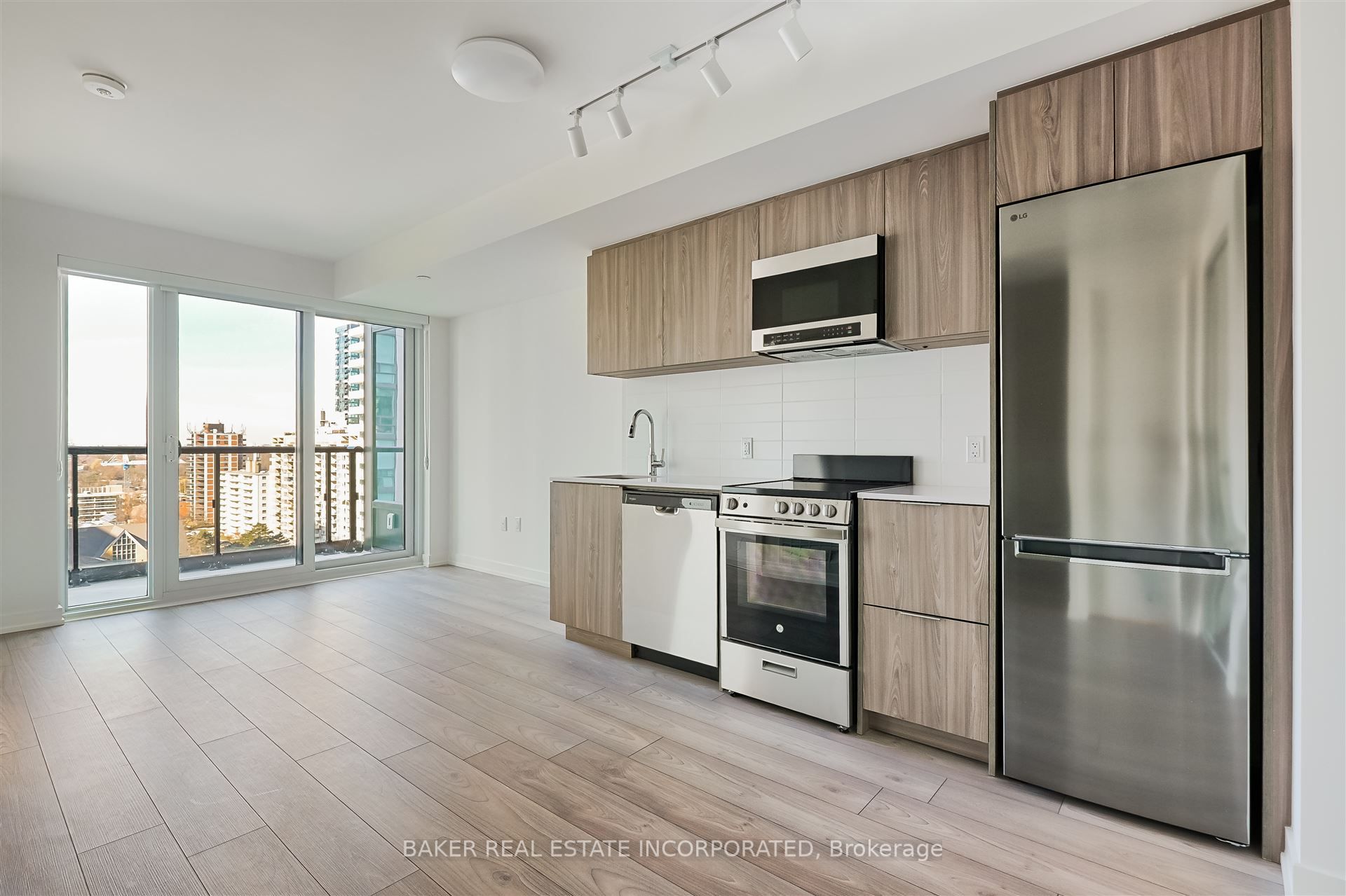 223 Redpath Avenue 2906 Property Photo 4